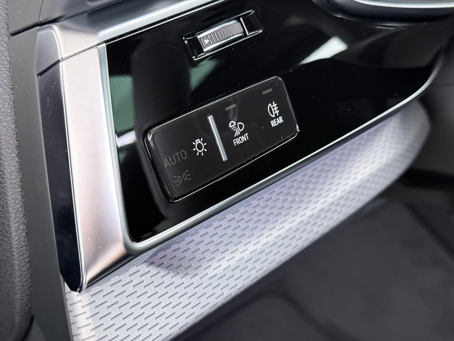 Audi Q8 55 TFSI e quattro Pro Line S 14