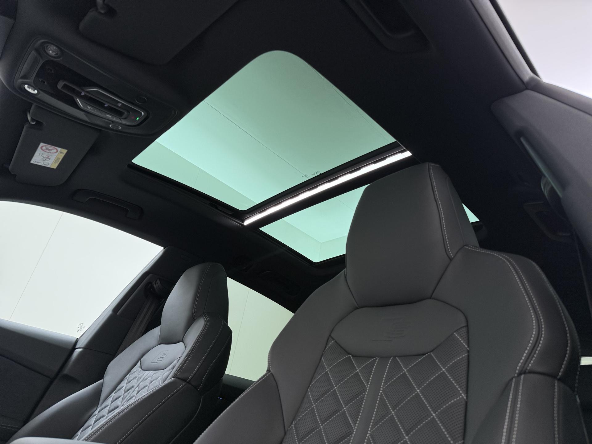 Audi Q8 55 TFSI e quattro Pro Line S 15