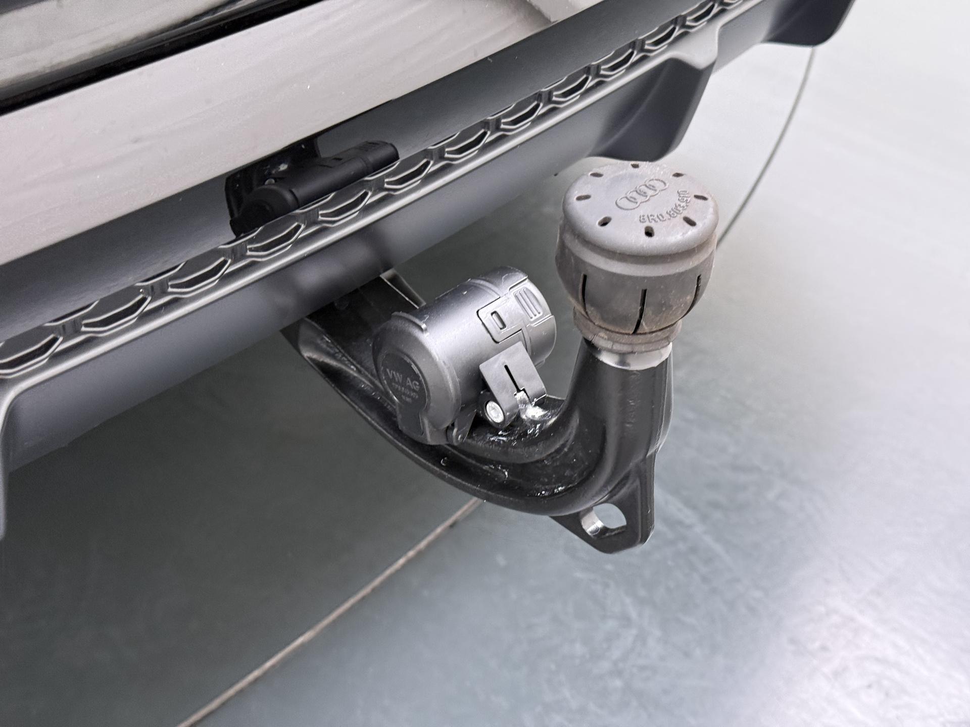 Audi Q8 55 TFSI e quattro Pro Line S 4