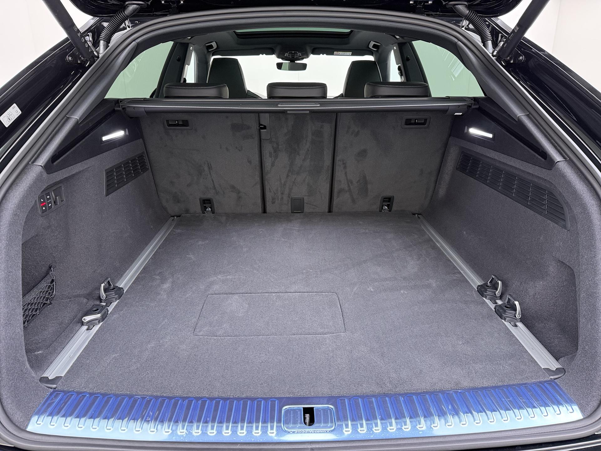Audi Q8 55 TFSI e quattro Pro Line S 5