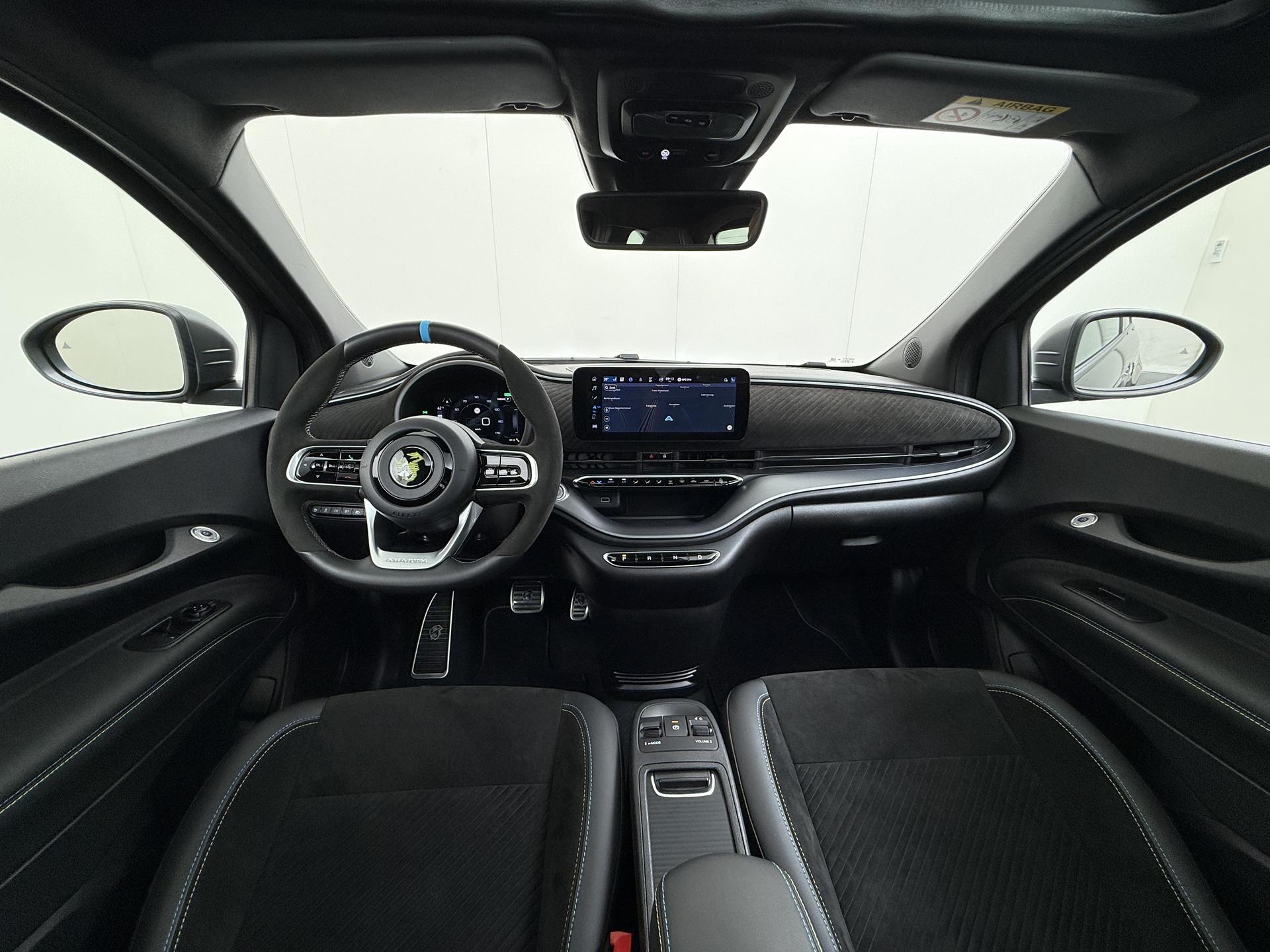Abarth 500E Turismo 42 kWh 16