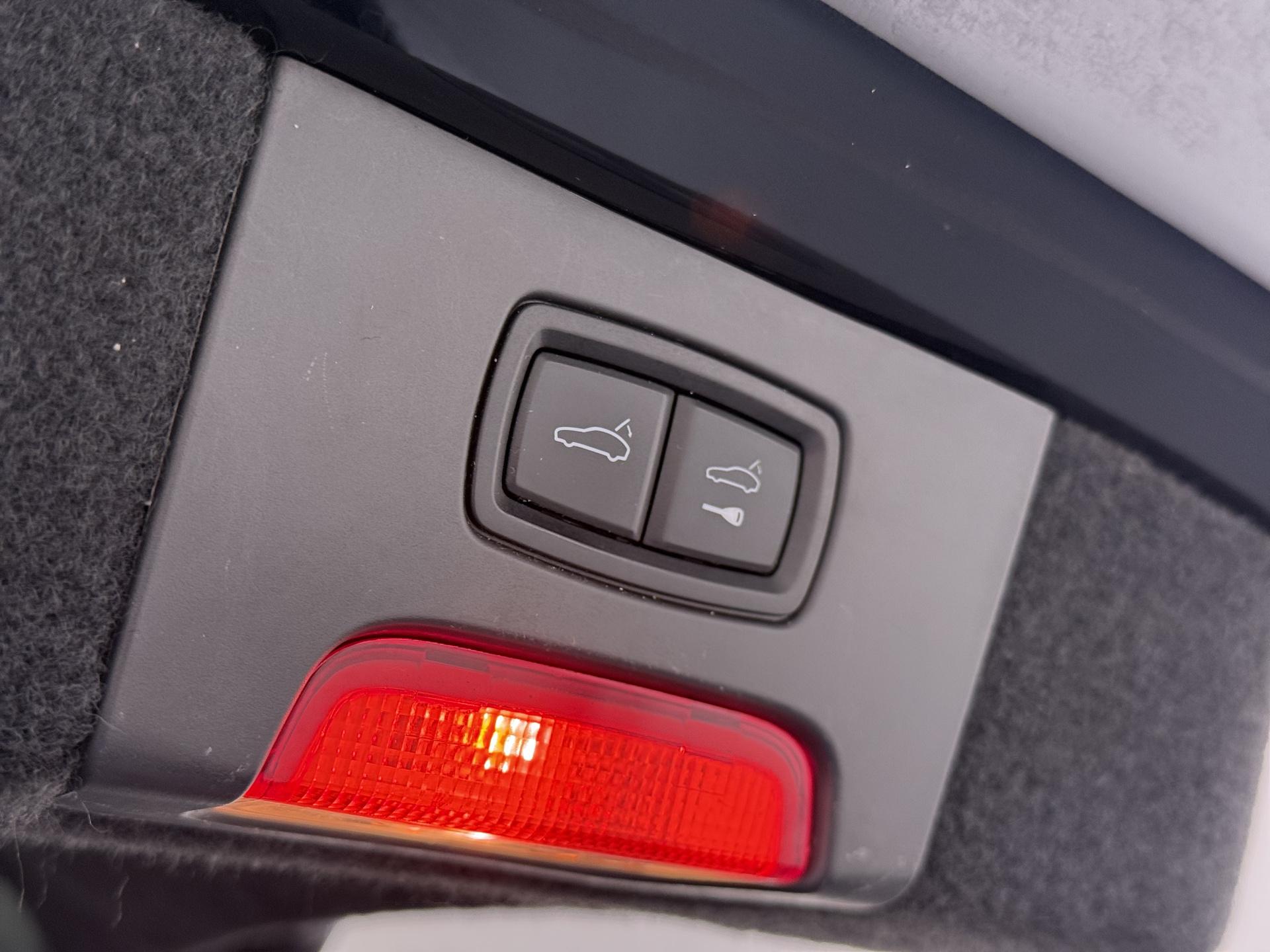 Porsche Cayenne 3.0 S E-Hybrid 17