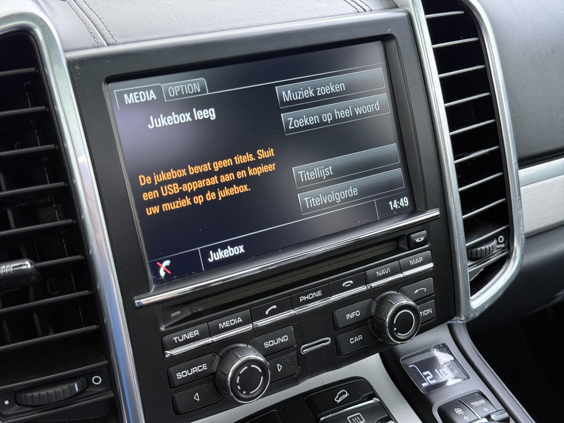 Porsche Cayenne 3.0 S E-Hybrid 33