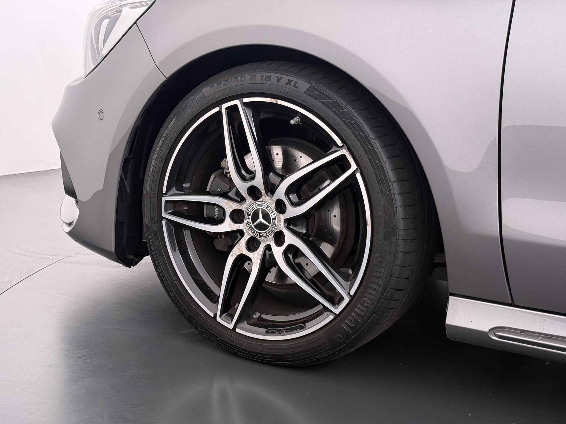 Mercedes-Benz CLA-klasse Shooting Brake 180 Business Solution AMG 11