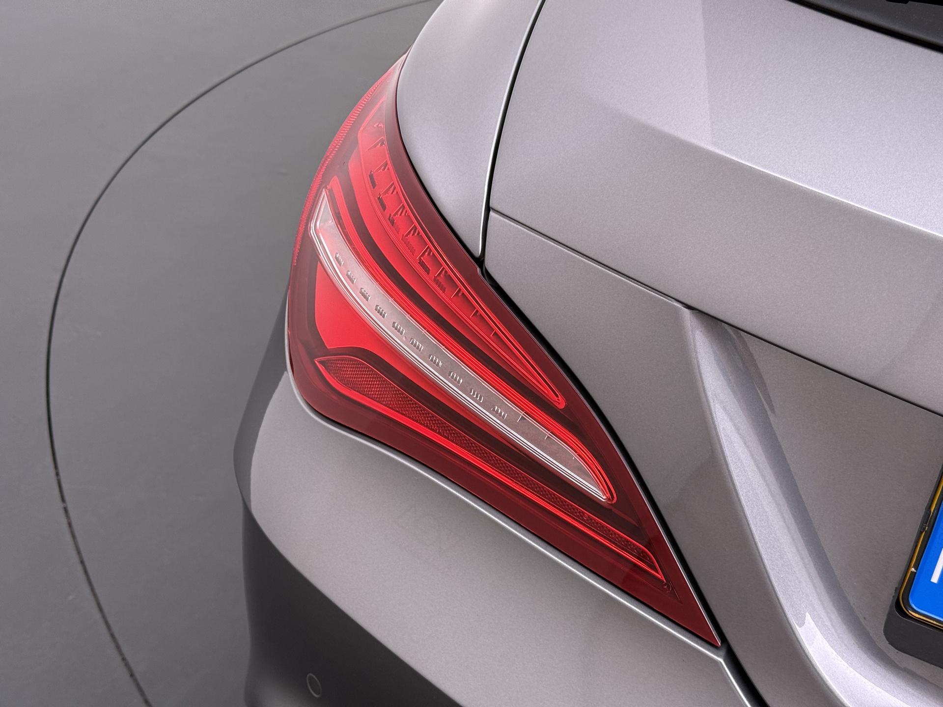 Mercedes-Benz CLA-klasse Shooting Brake 180 Business Solution AMG 13
