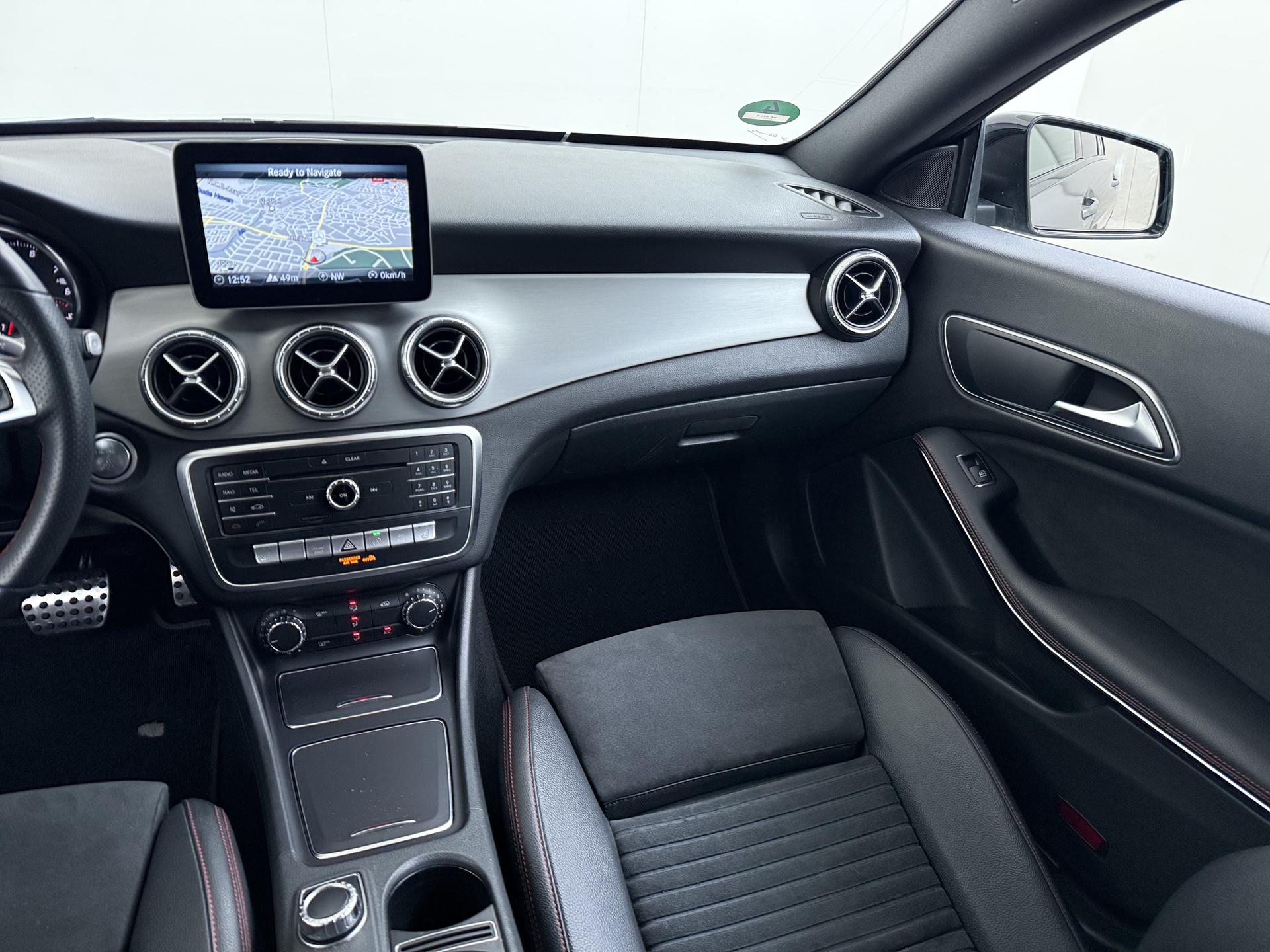 Mercedes-Benz CLA-klasse Shooting Brake 180 Business Solution AMG 22