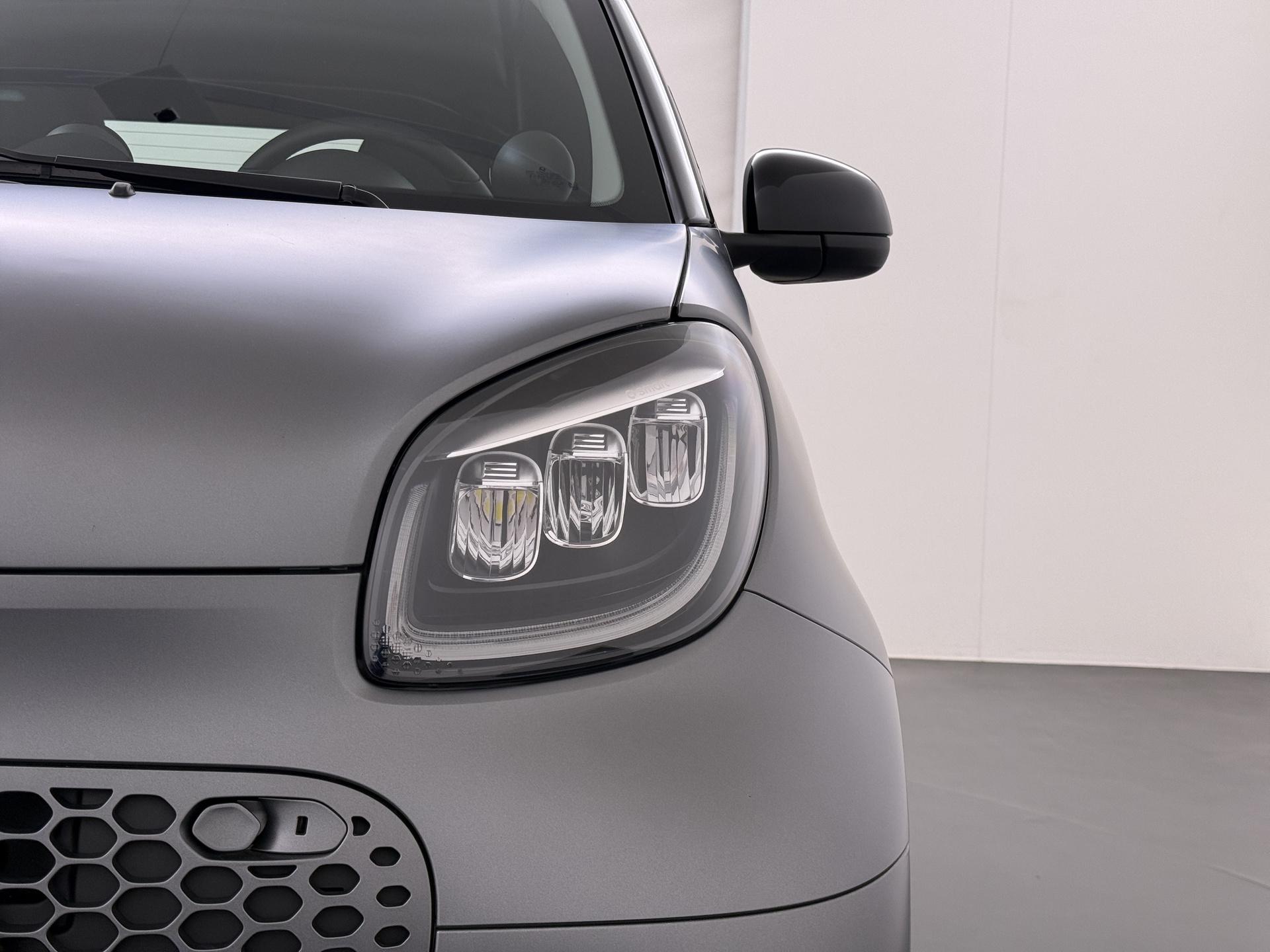 Smart fortwo cabrio EQ Comfort PLUS 18 kWh 15