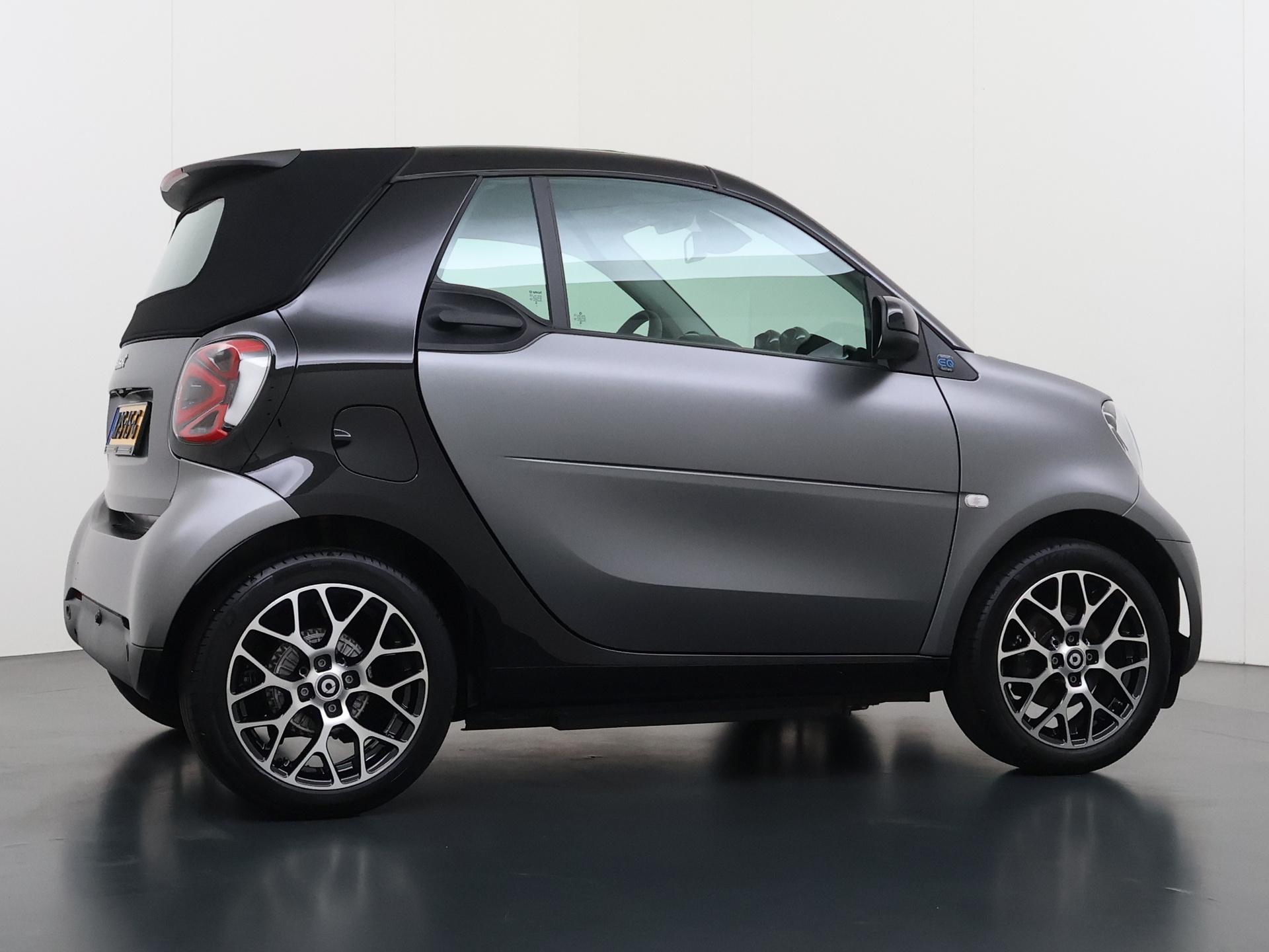 Smart fortwo cabrio EQ Comfort PLUS 18 kWh 9