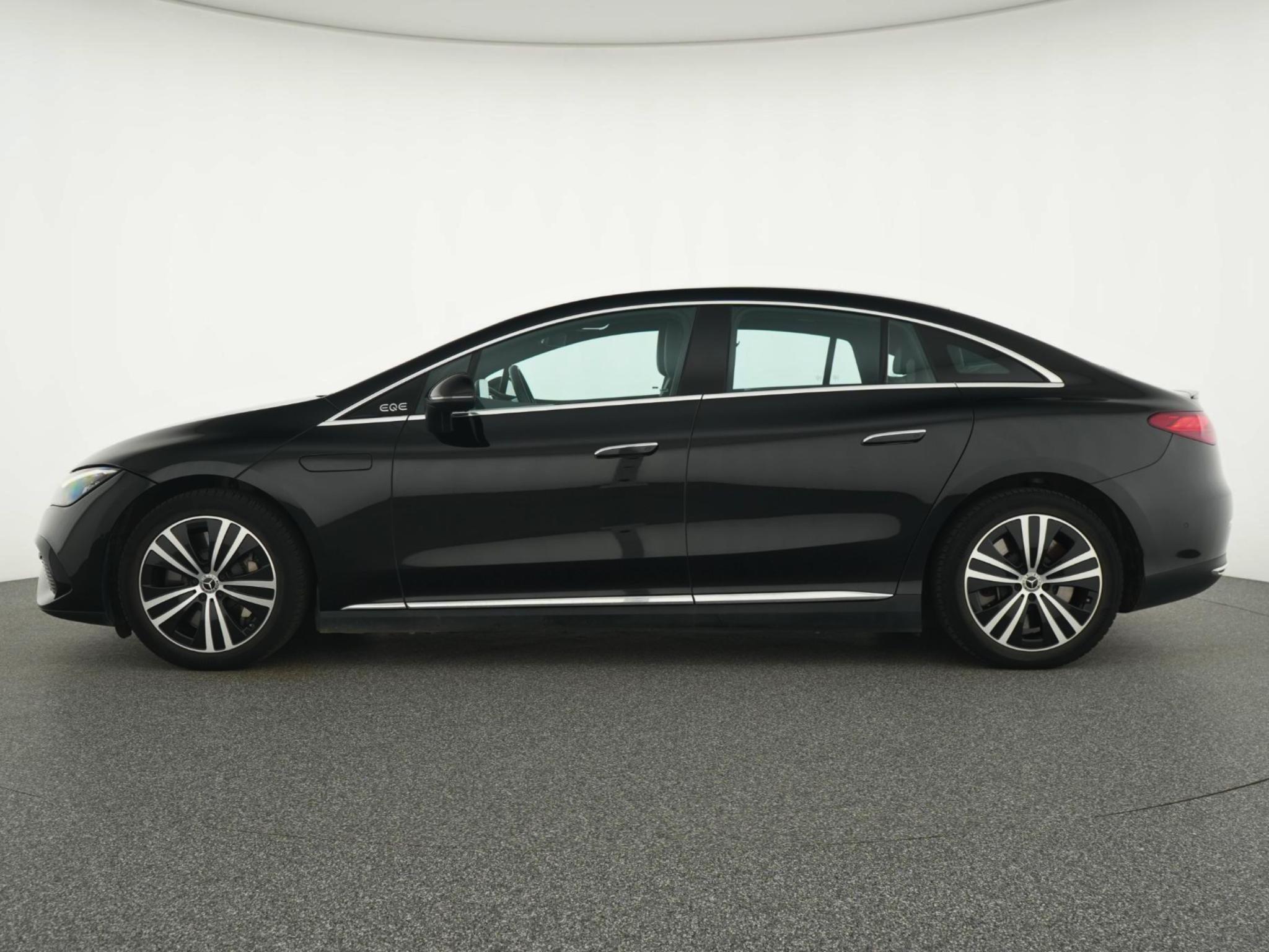 Mercedes-Benz EQE 350 Business Edition 4