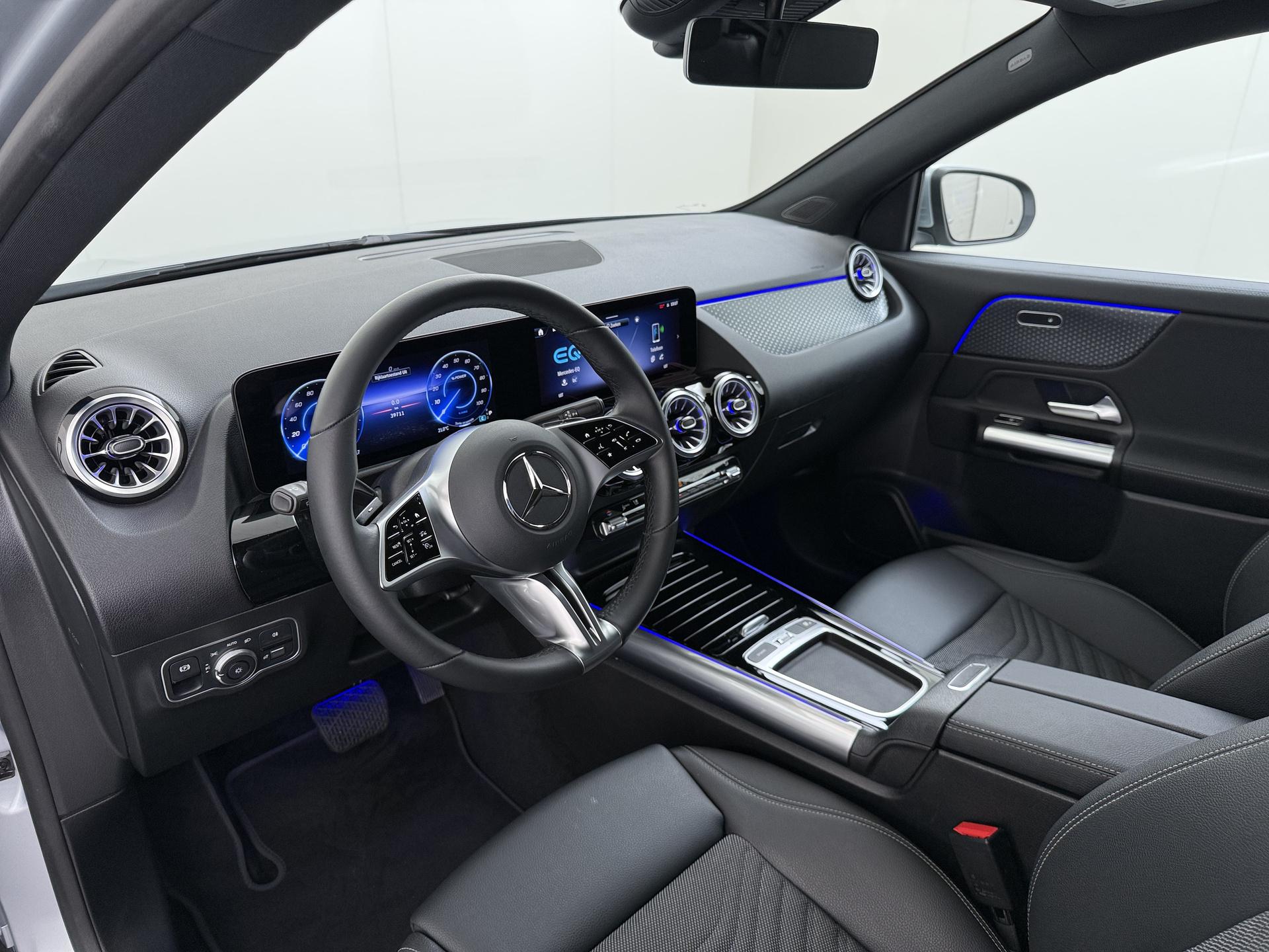 Mercedes-Benz EQA 250 Business Line 21