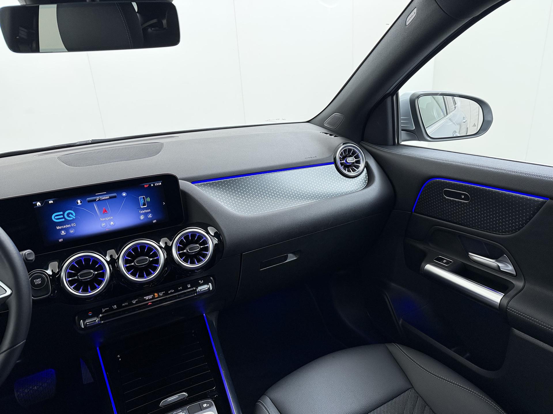 Mercedes-Benz EQA 250 Business Line 27