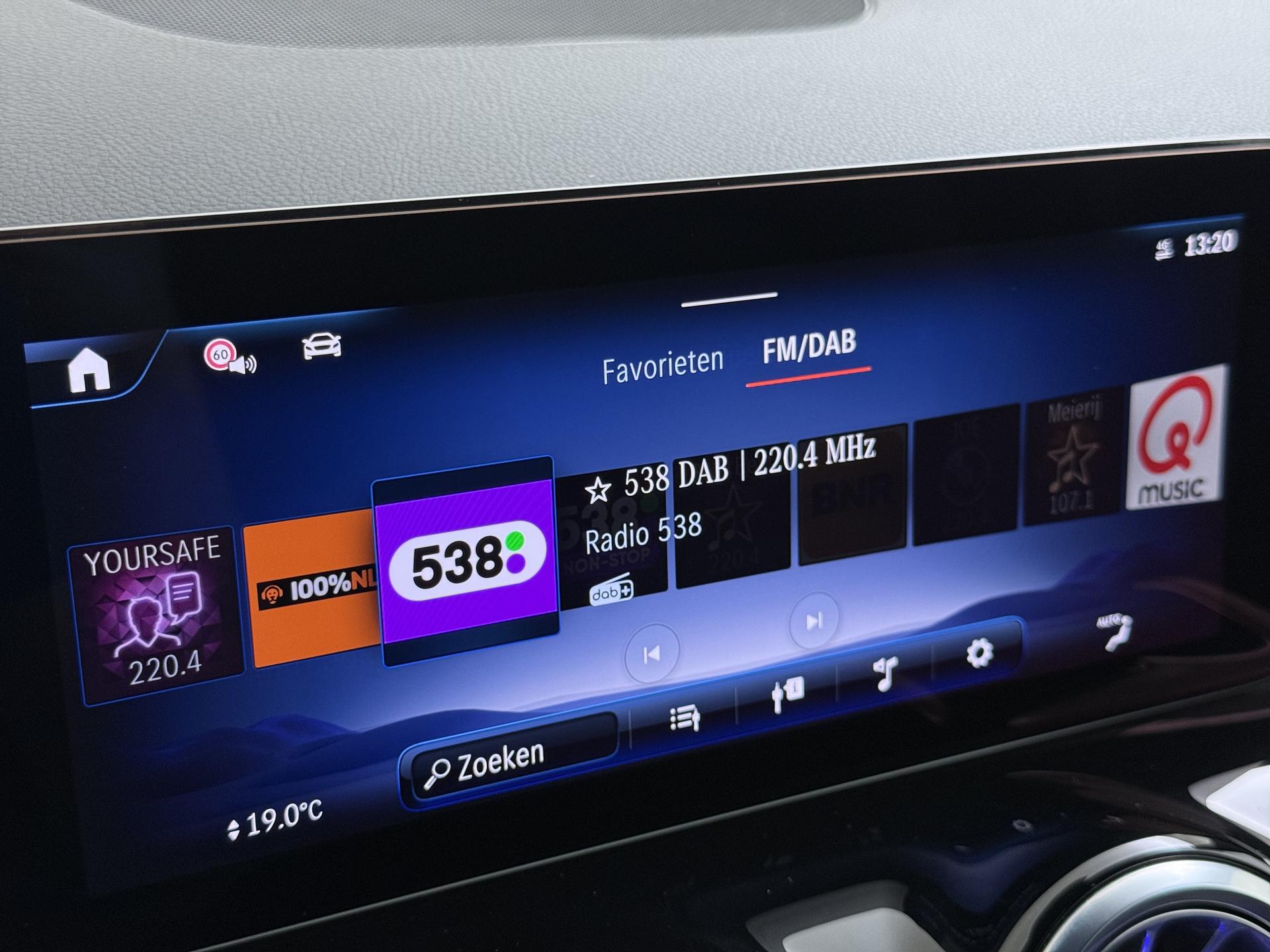 Mercedes-Benz EQA 250 Business Line 39