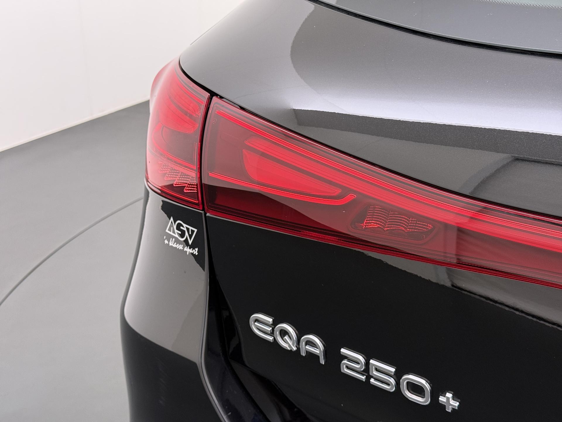 Mercedes-Benz EQA 250+ Business Line LIMITED 71 kWh 17