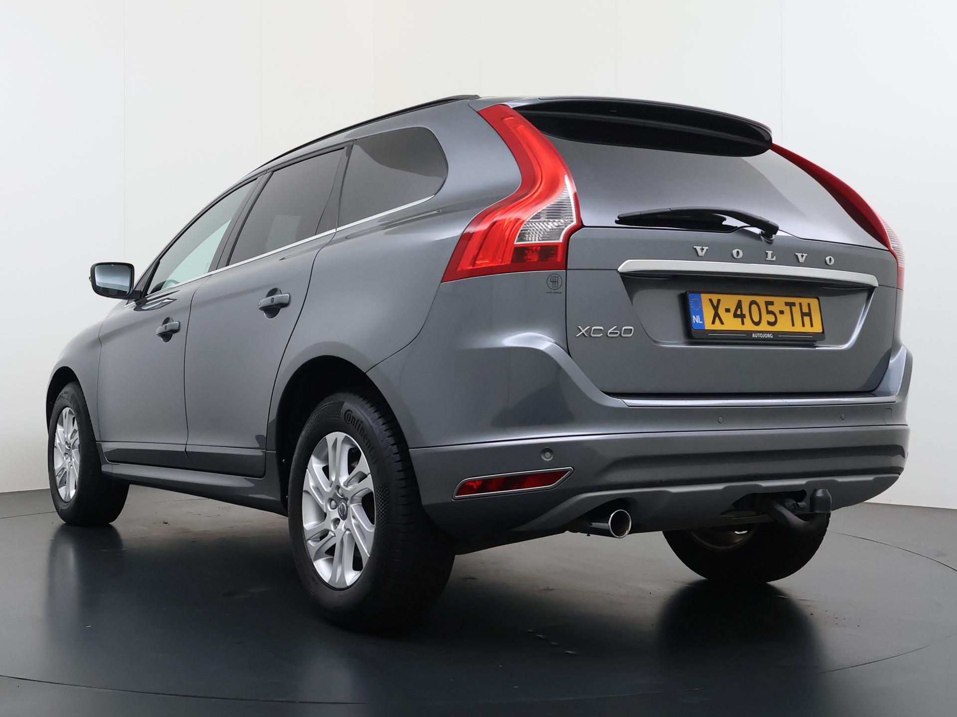 Volvo XC60 2.0 D3 FWD Summum 1