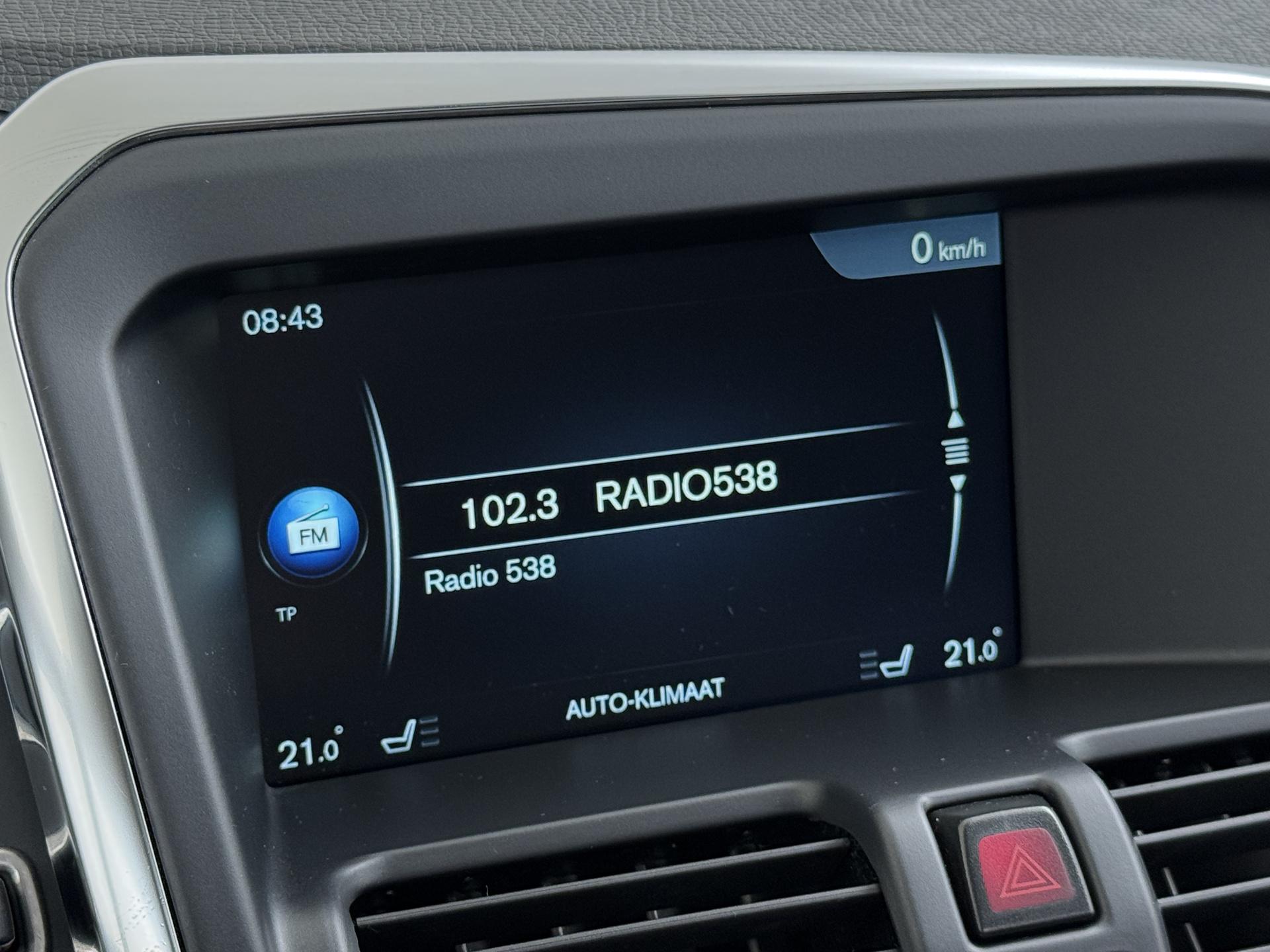 Volvo XC60 2.0 D3 FWD Summum 28