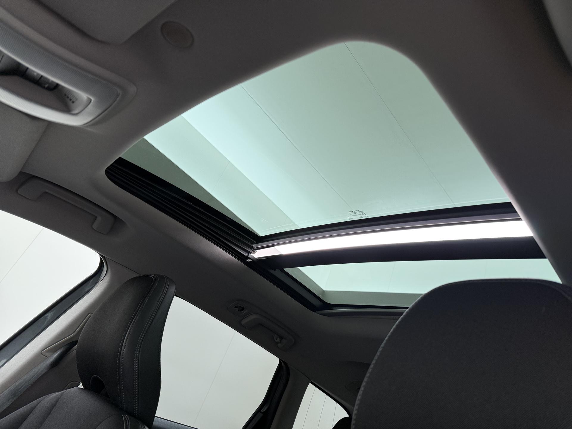 Volvo XC60 2.0 D3 FWD Summum 6