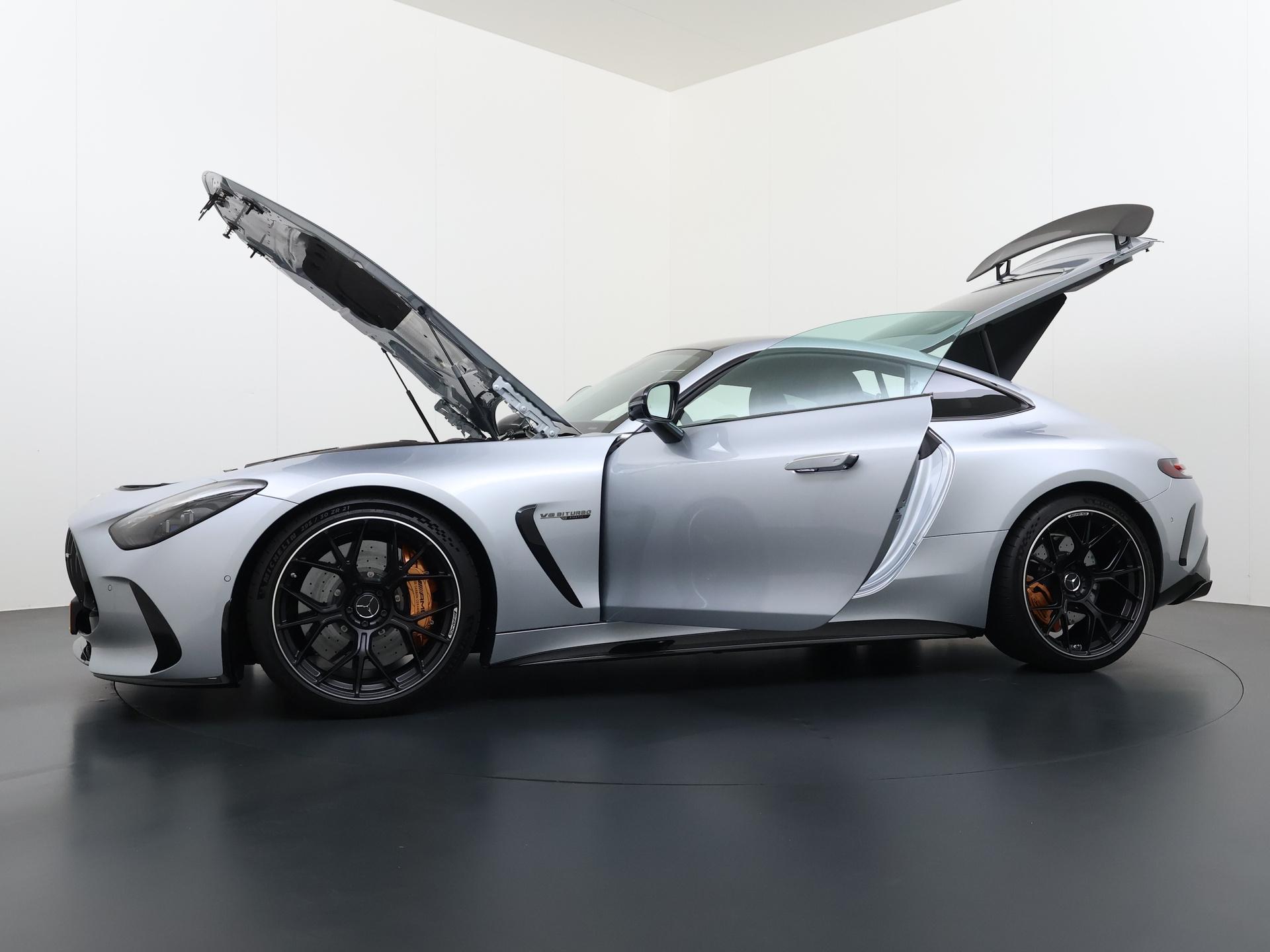 Mercedes-Benz AMG GT AMG 63 4MATIC+ 15