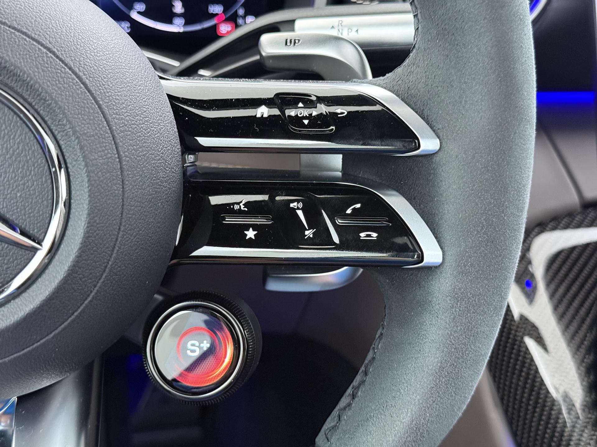 Mercedes-Benz AMG GT AMG 63 4MATIC+ 34