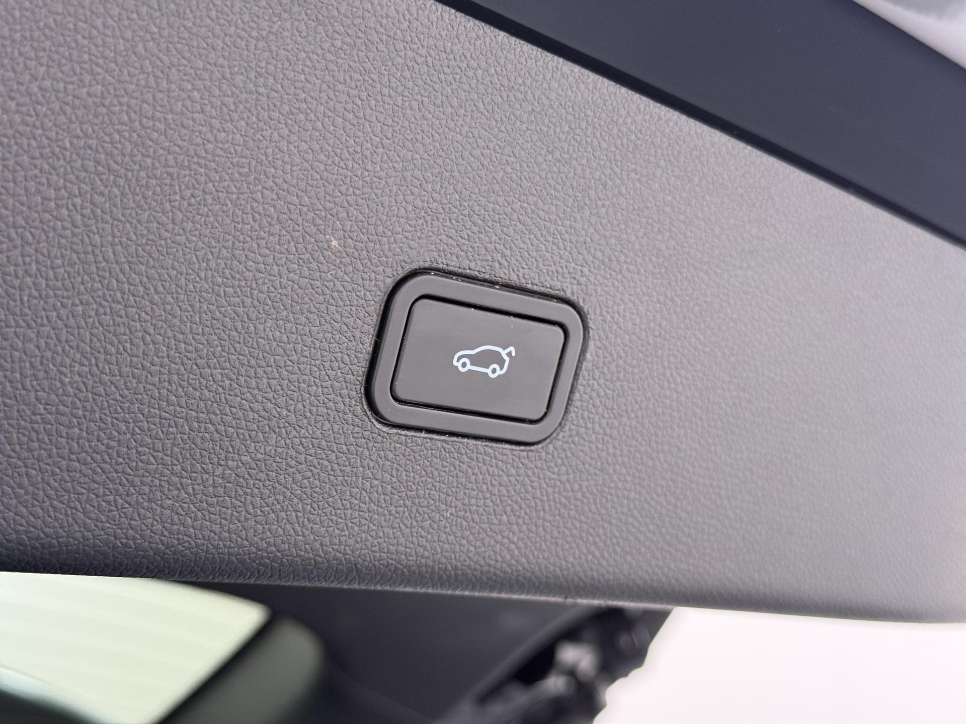 XPENG G9 AWD Performance 98 kWh 13