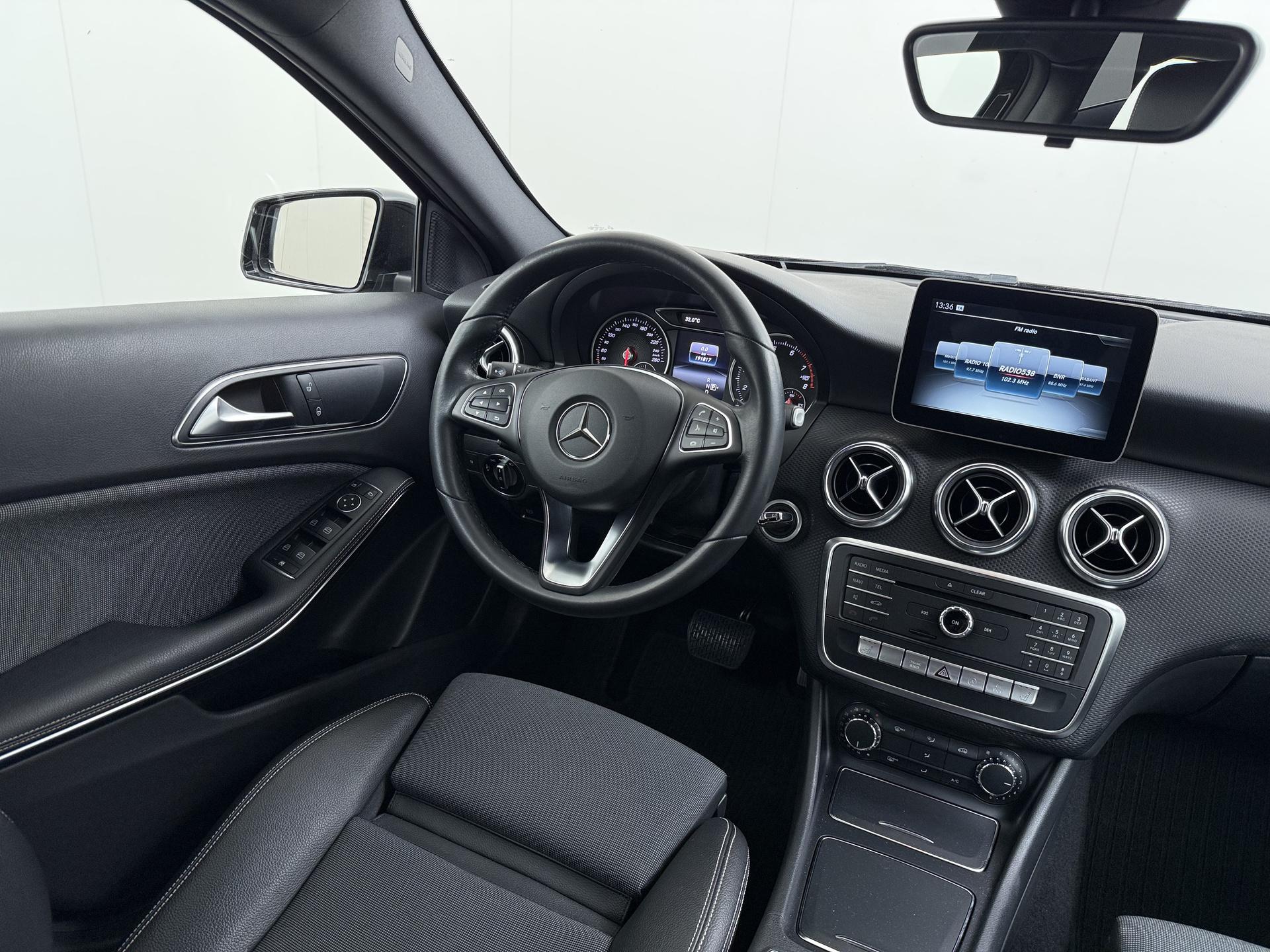 Mercedes-Benz A-klasse 180 Business Solution 18
