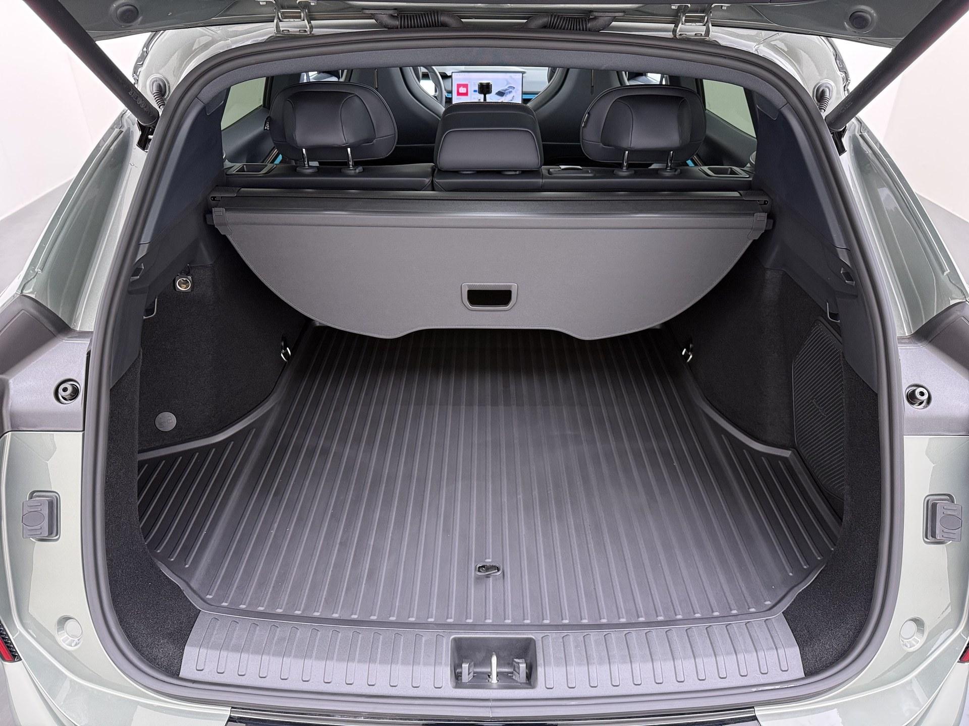 Lynk & Co 08 1.5 More 6