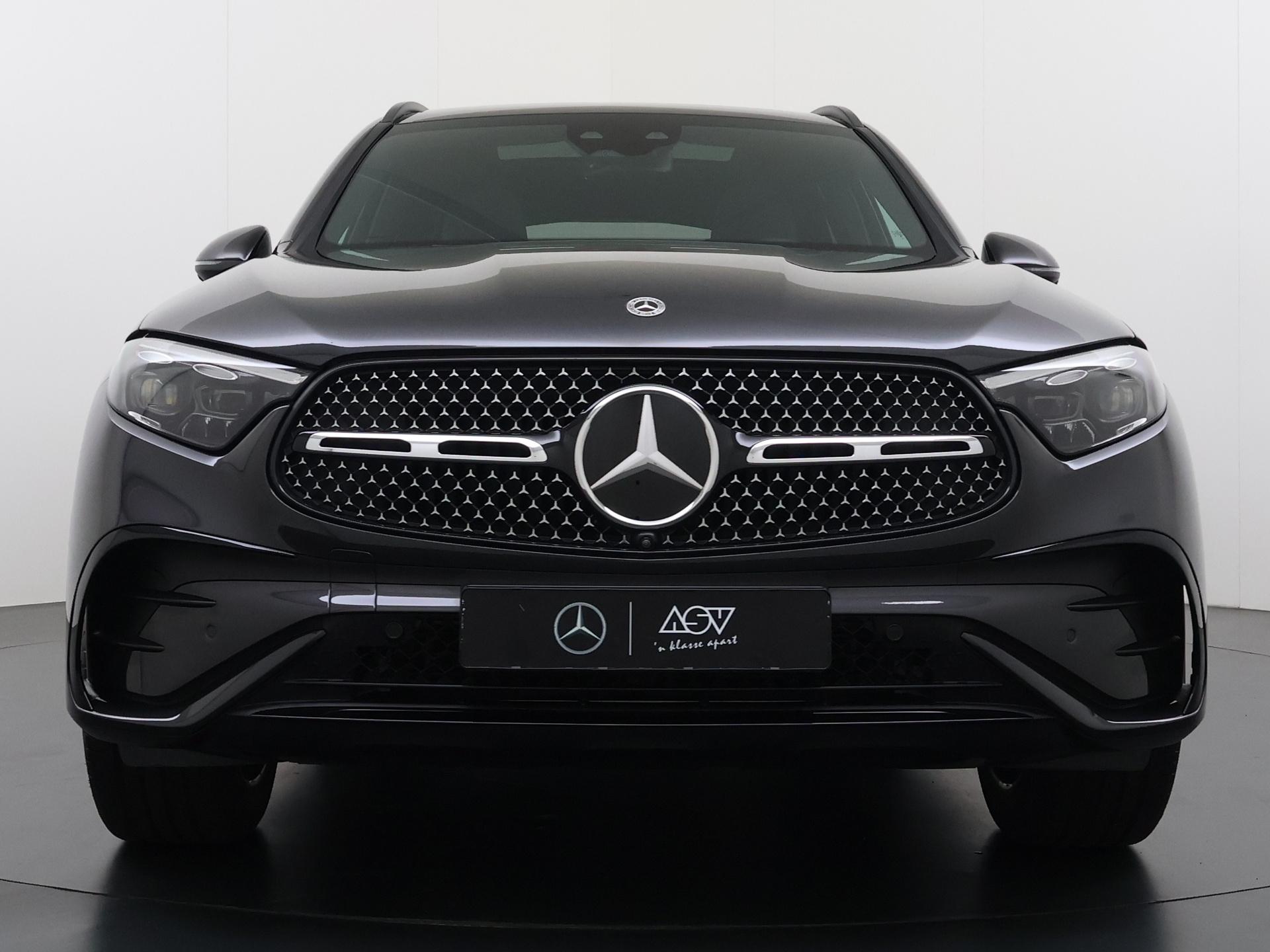 Mercedes-Benz GLC-klasse 300e 4MATIC AMG Line 13