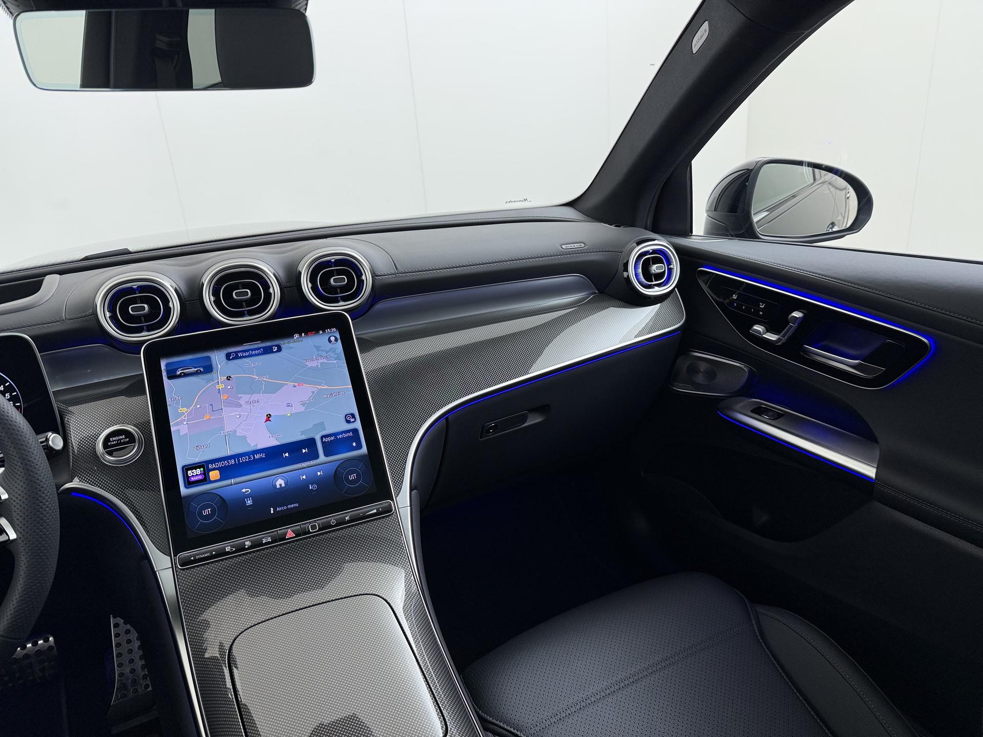 Mercedes-Benz GLC-klasse 300e 4MATIC AMG Line 33