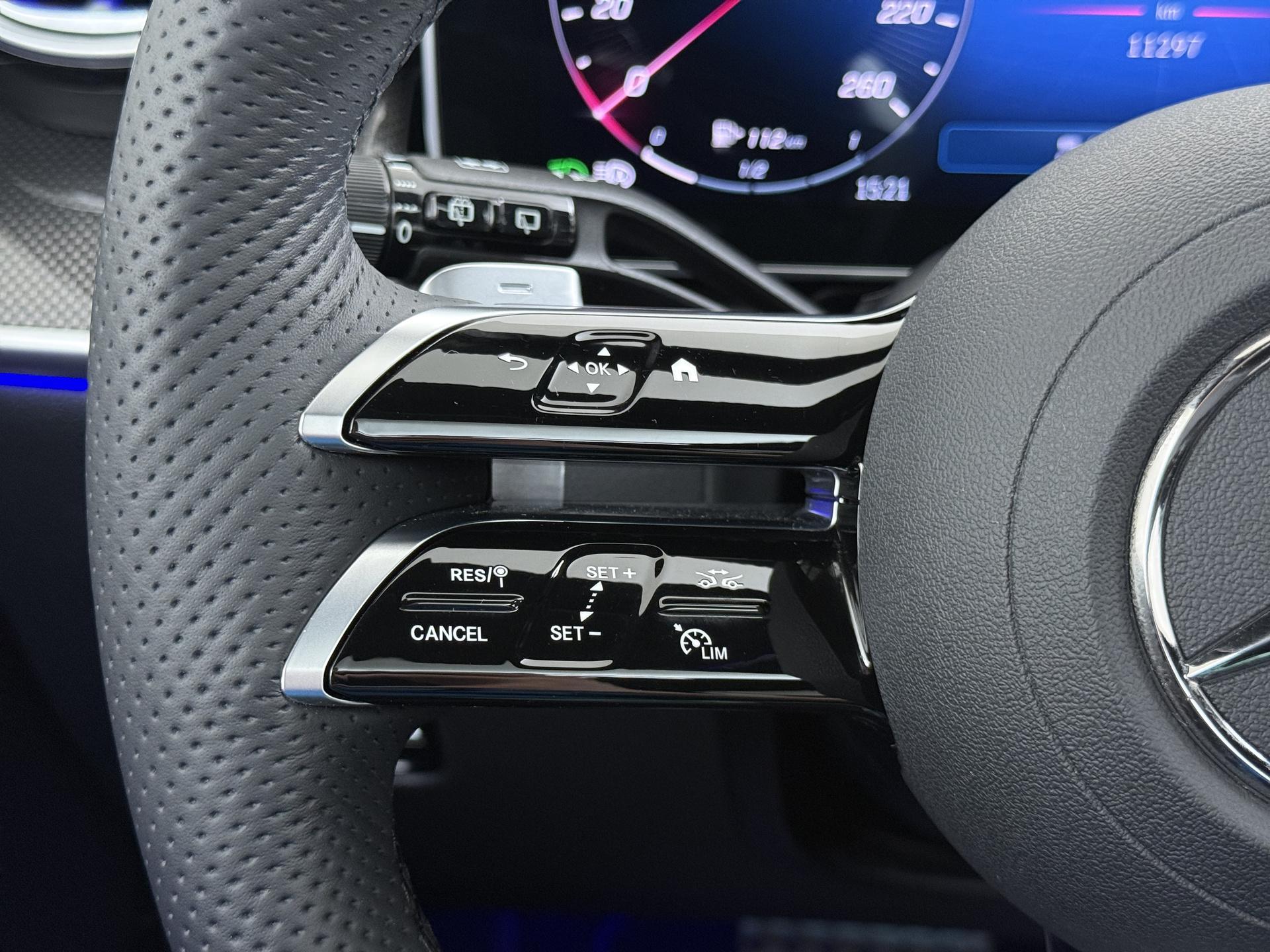 Mercedes-Benz GLC-klasse 300e 4MATIC AMG Line 36