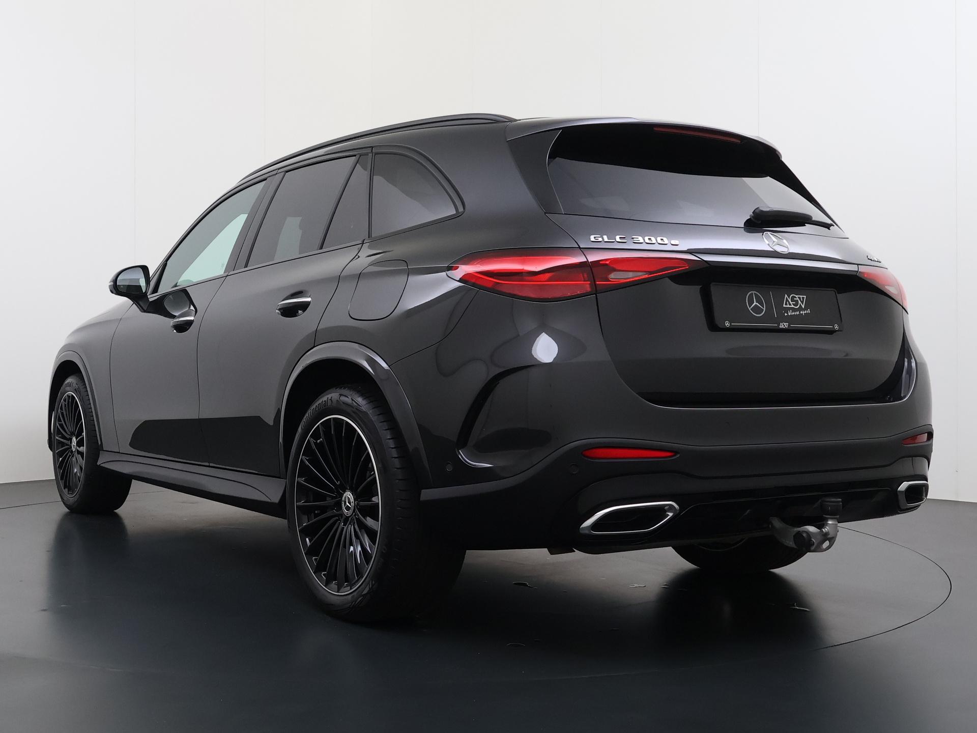 Mercedes-Benz GLC-klasse 300e 4MATIC AMG Line 4