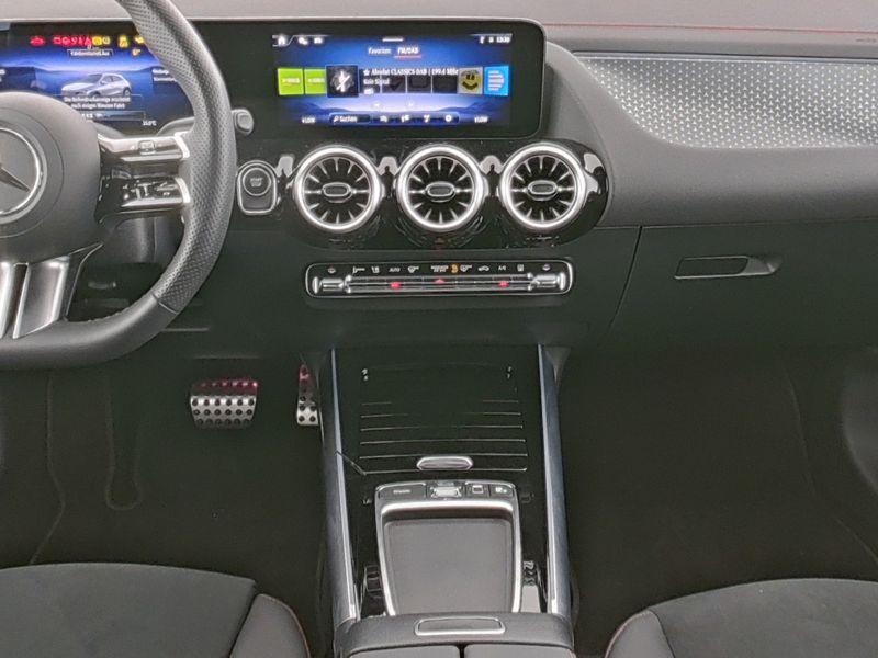 Mercedes-Benz EQA 250+ Business Solution AMG 71 kWh 3