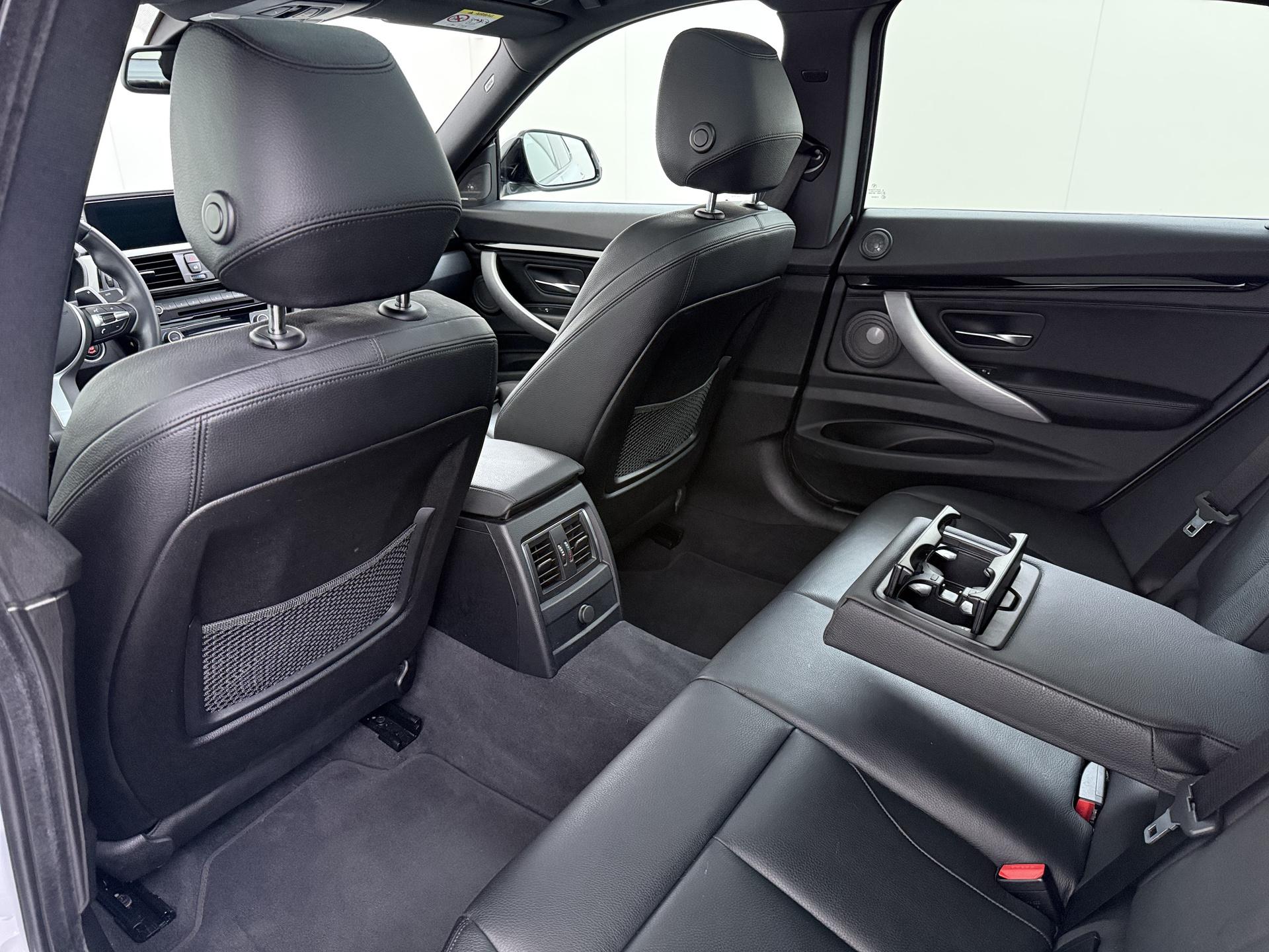BMW 3-serie Gran Turismo 320i High Executive Edition 17
