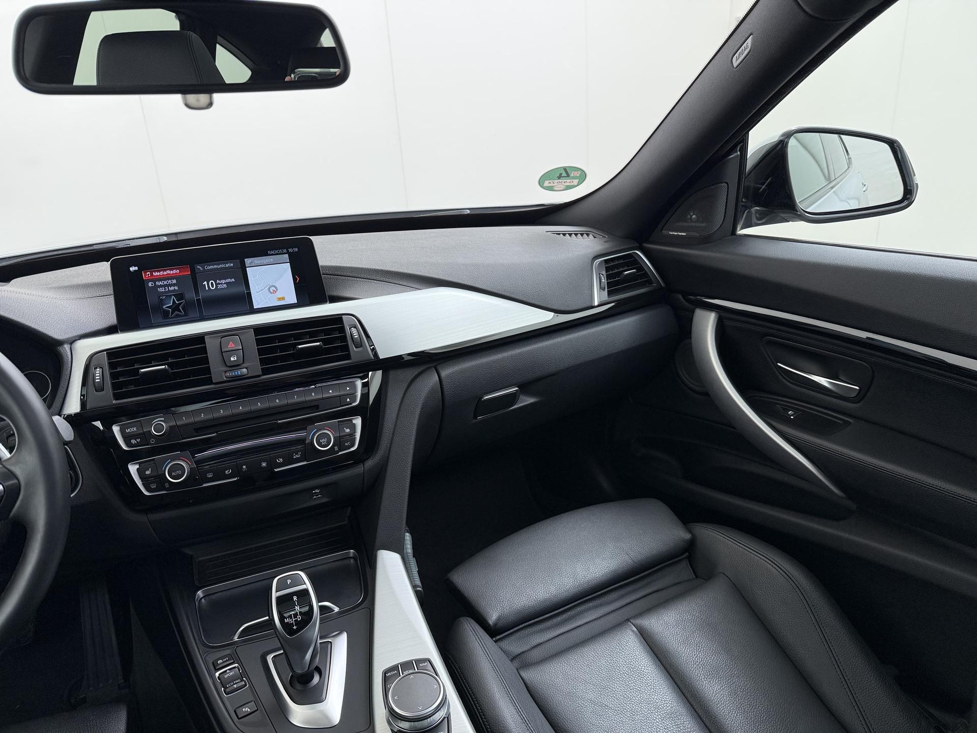 BMW 3-serie Gran Turismo 320i High Executive Edition 22