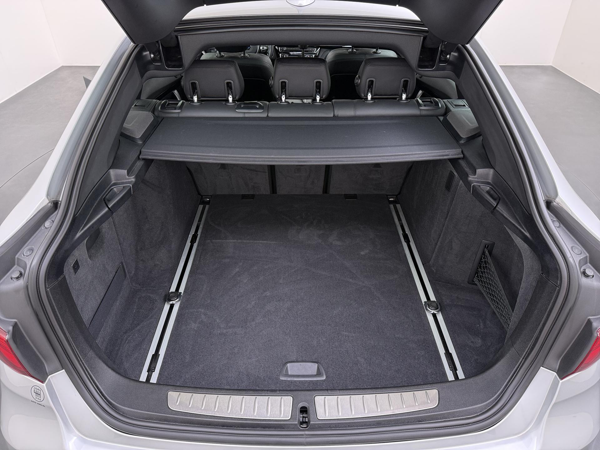 BMW 3-serie Gran Turismo 320i High Executive Edition 6