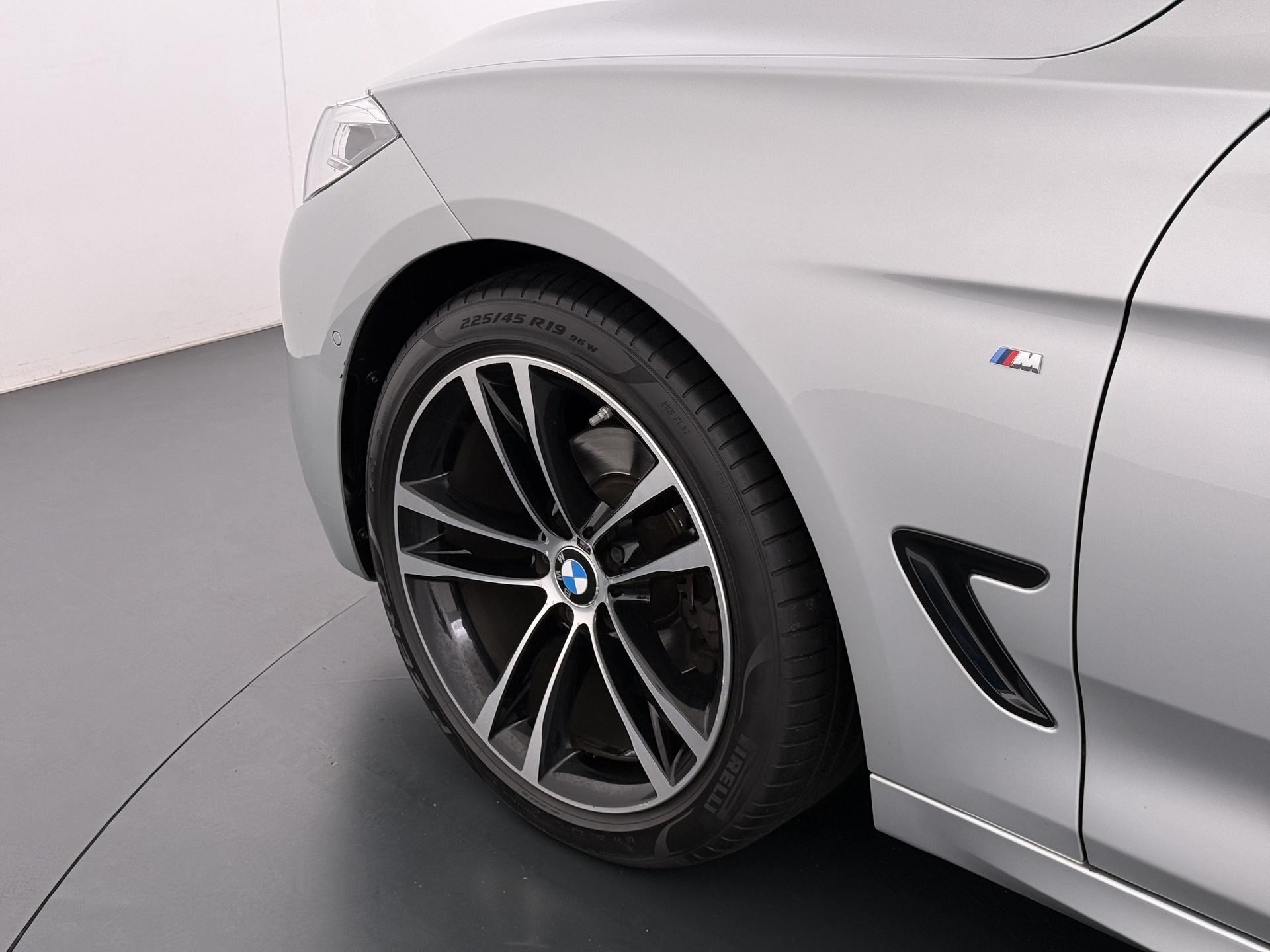 BMW 3-serie Gran Turismo 320i High Executive Edition 8