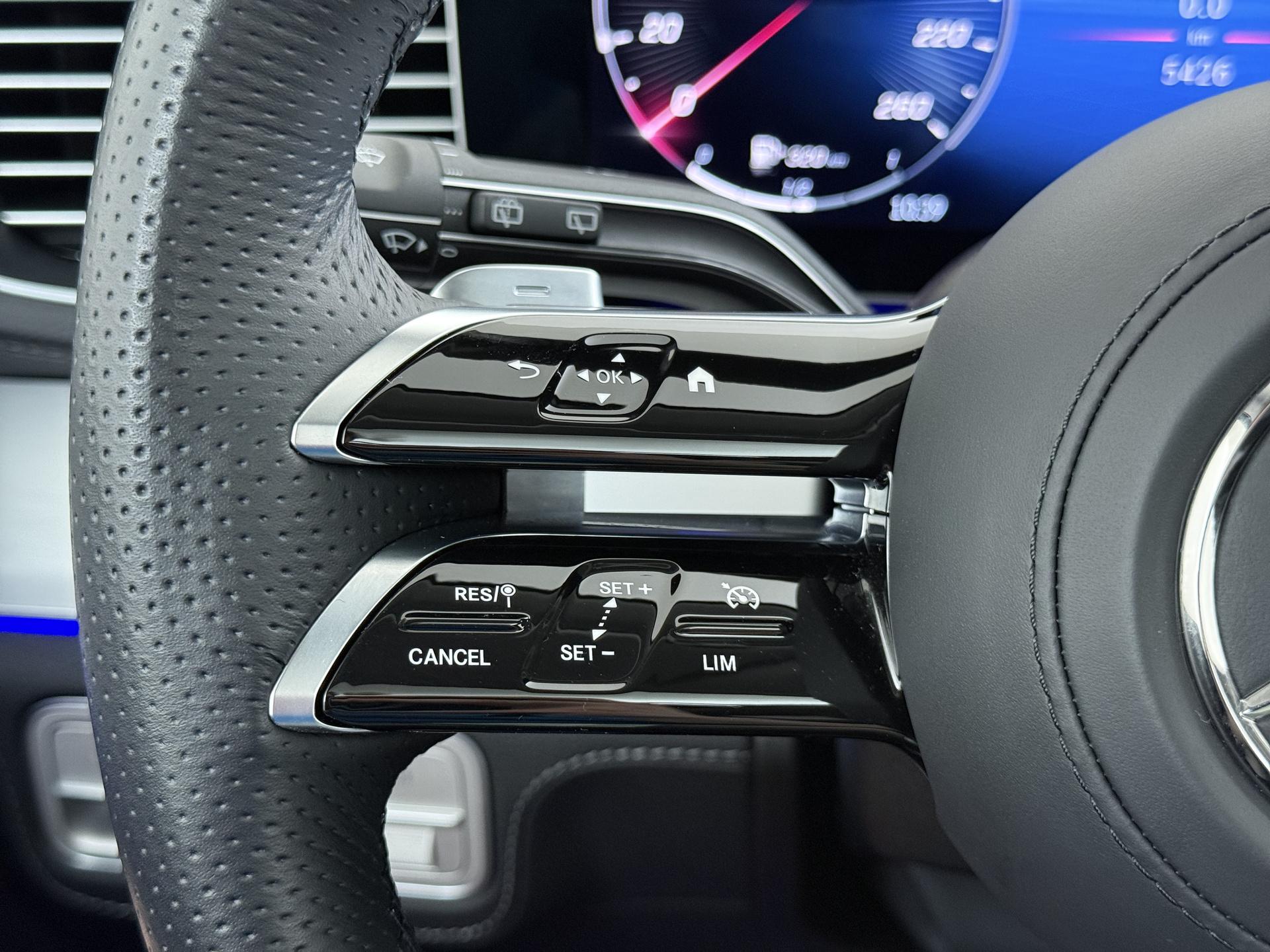 Mercedes-Benz GLE-klasse 400 e 4MATIC AMG Line 36