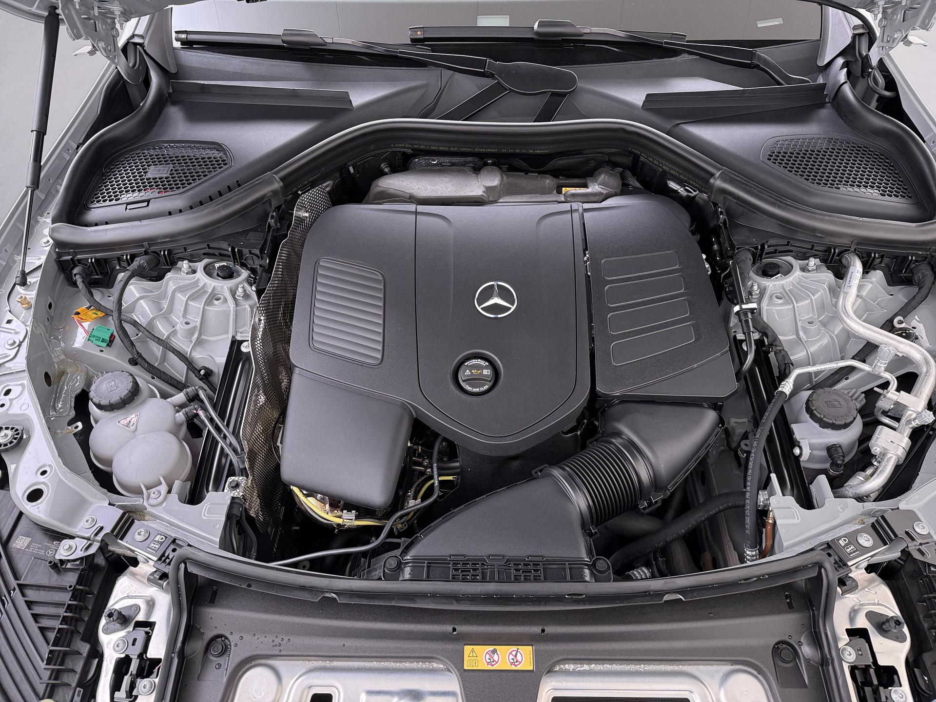 Mercedes-Benz GLC-klasse 300e 4MATIC AMG Line Premium Plus 24