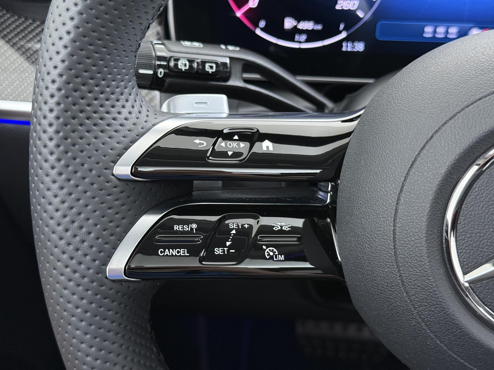 Mercedes-Benz GLC-klasse 300e 4MATIC AMG Line Premium Plus 38