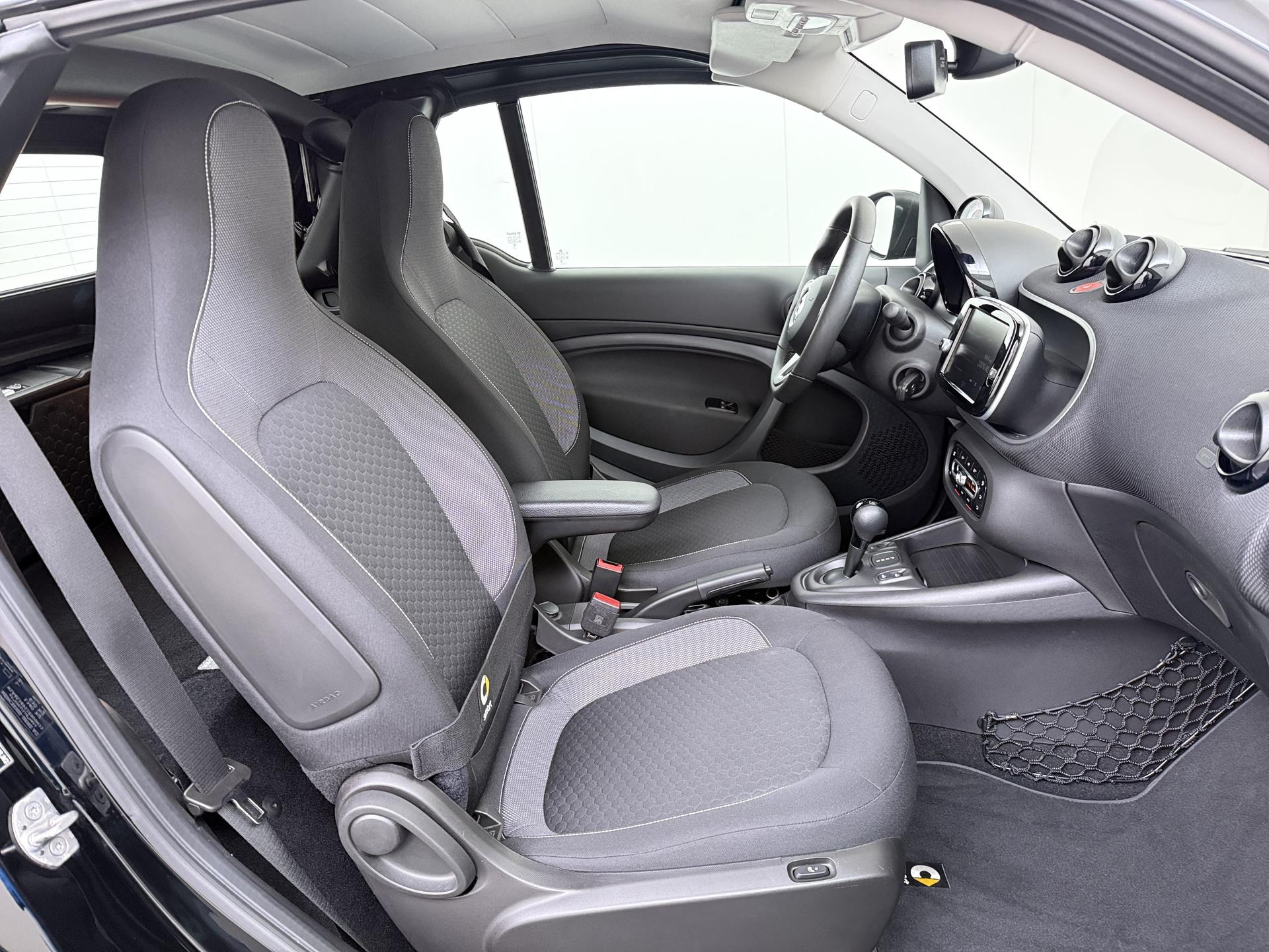 Smart fortwo cabrio EQ 5