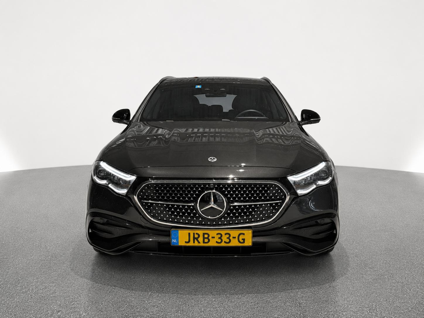 Mercedes-Benz E-klasse Estate 300 de AMG Line 3