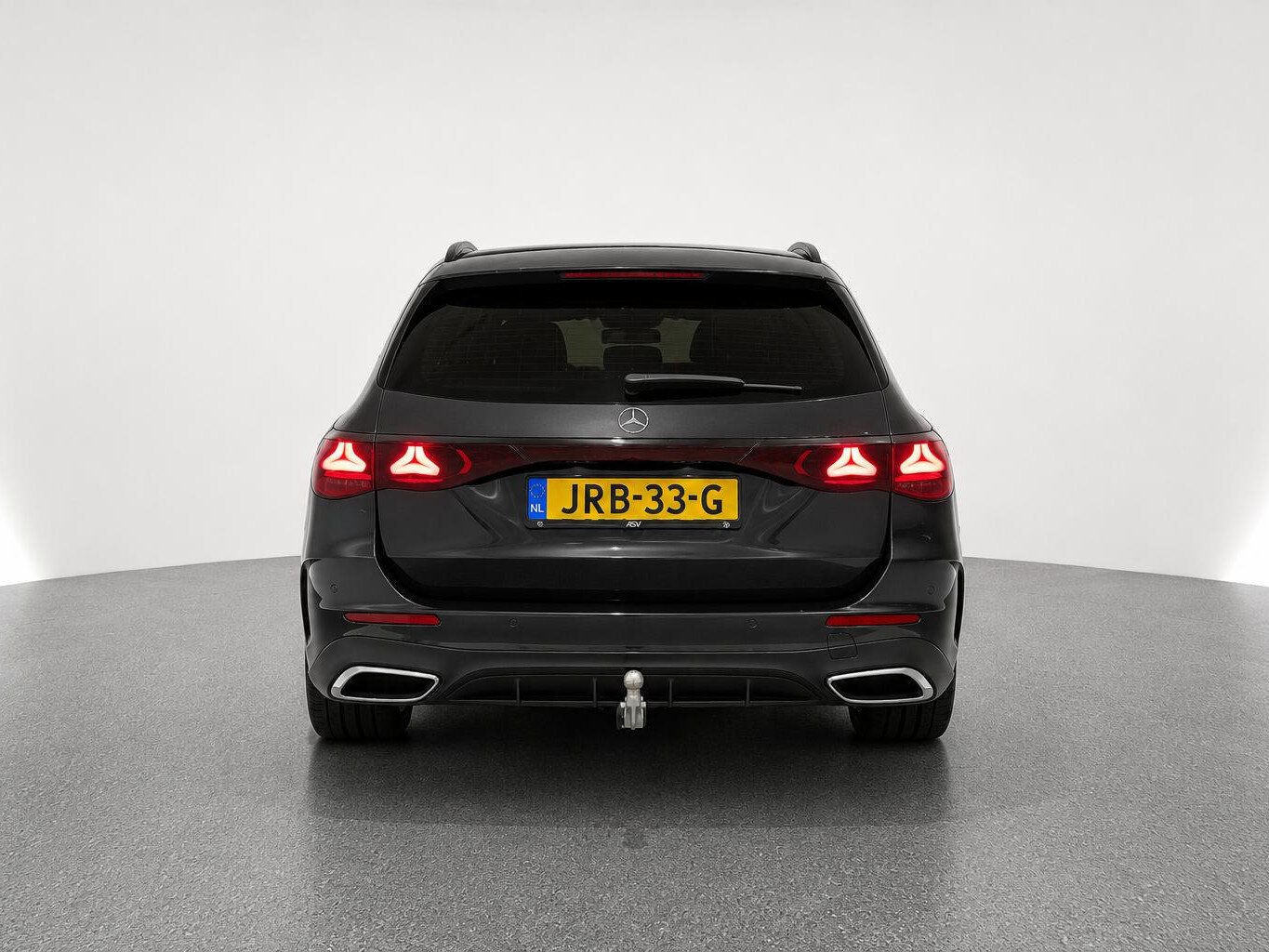 Mercedes-Benz E-klasse Estate 300 de AMG Line 4