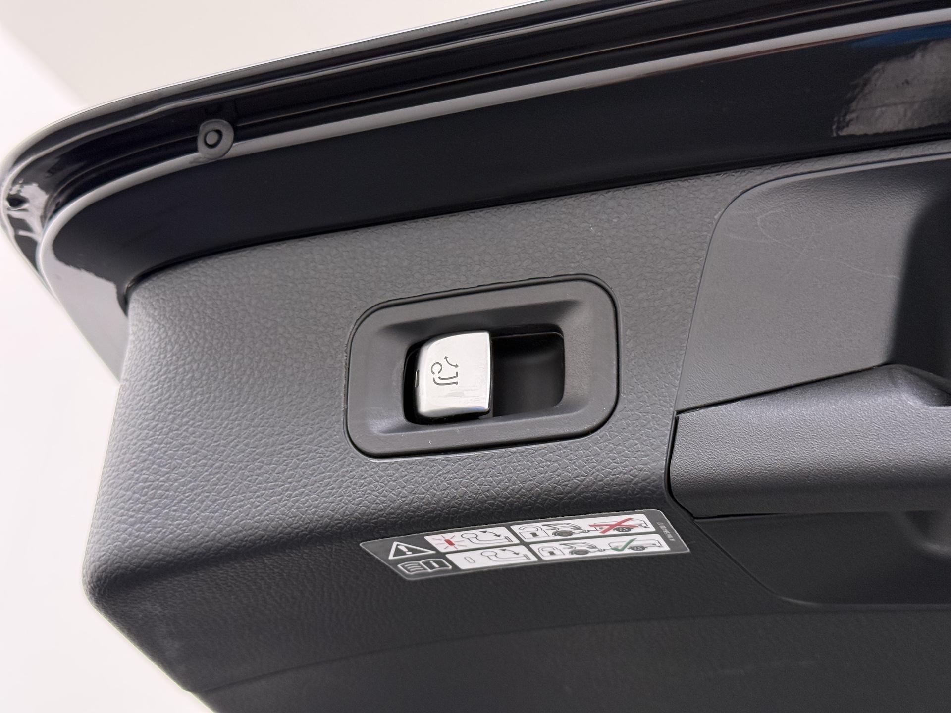Mercedes-Benz C-klasse Estate 300 e Advantage Pack 25