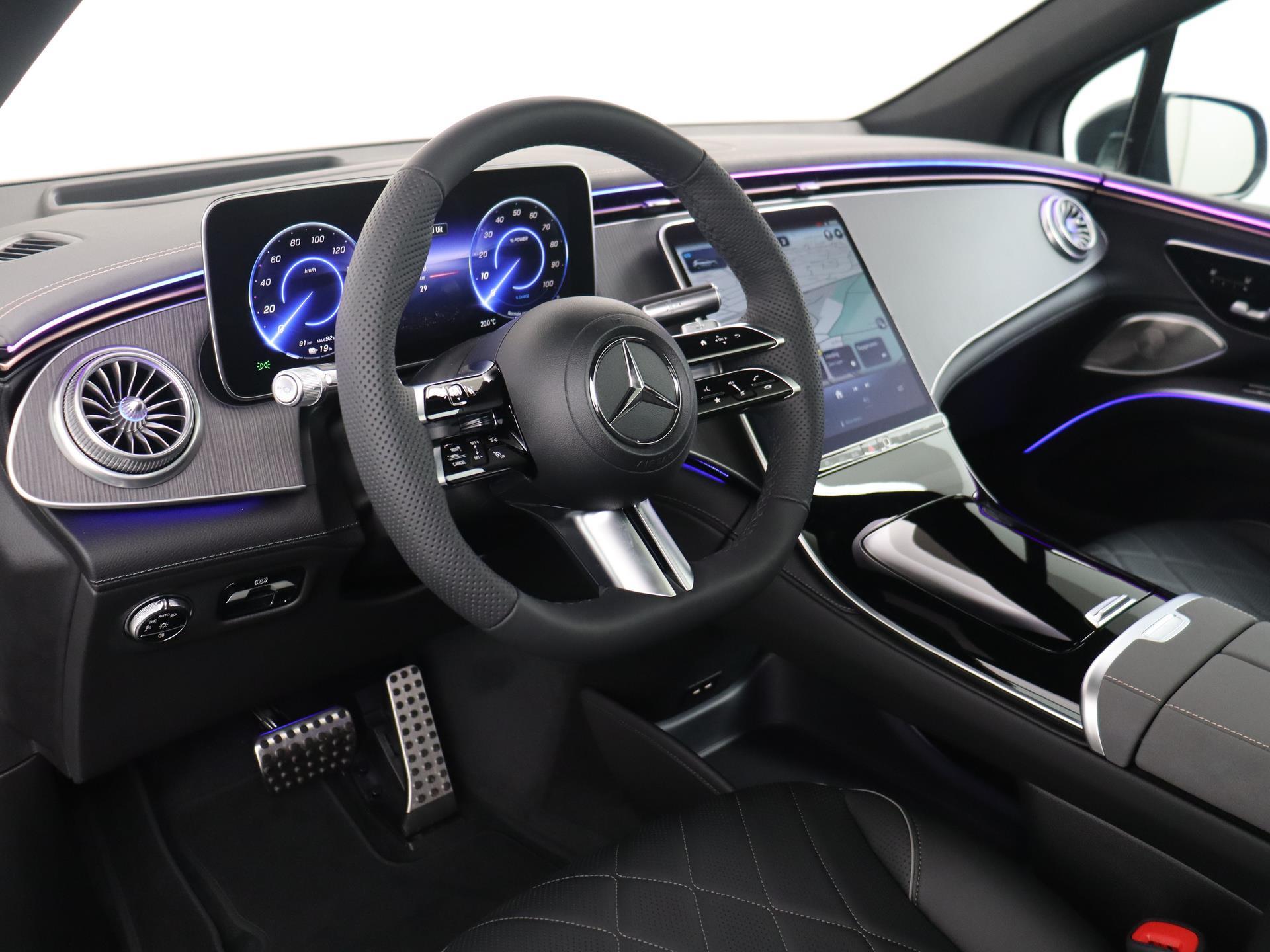 Mercedes-Benz EQS SUV 450 4MATIC AMG Line 108 kWh 1