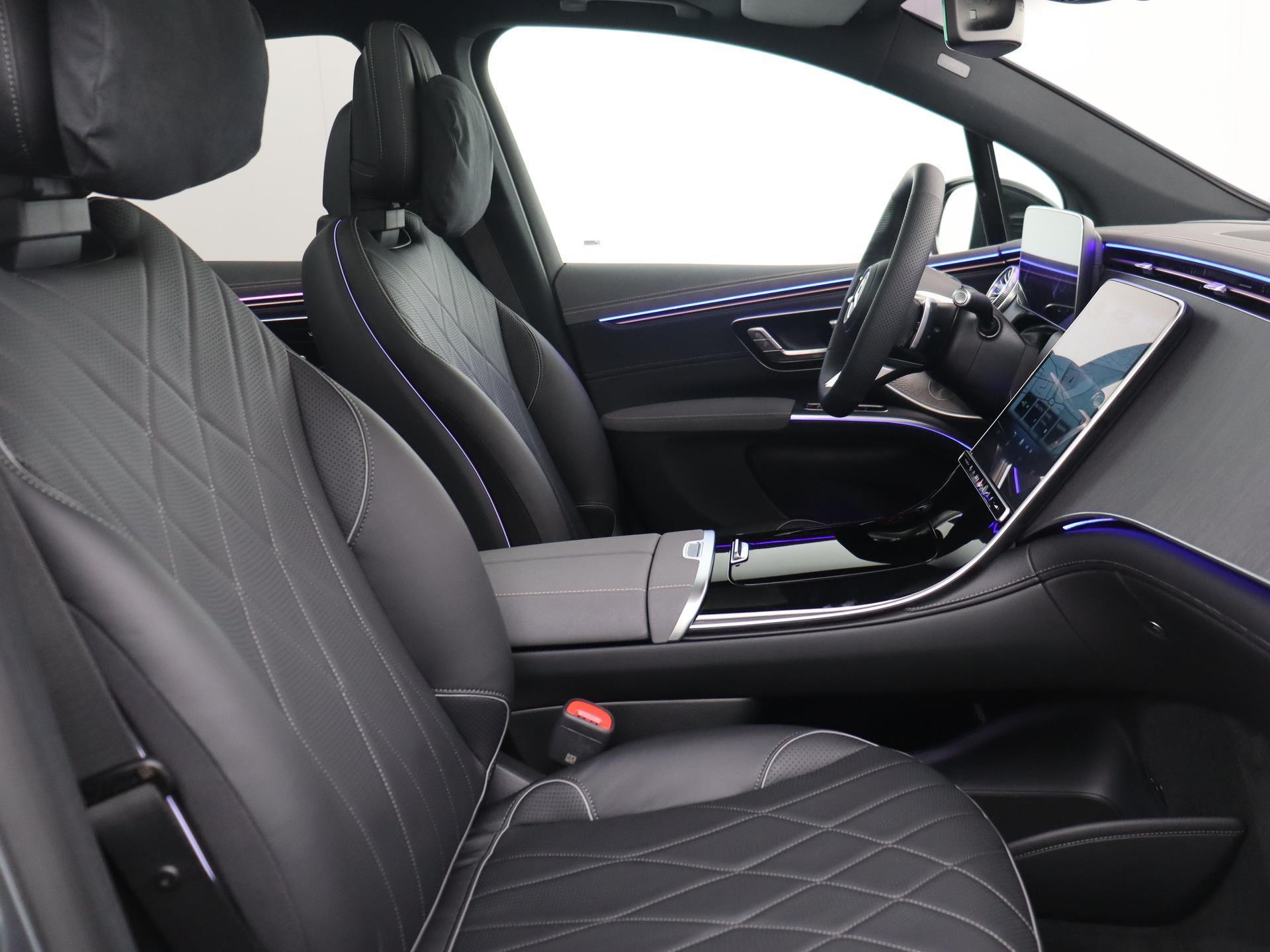 Mercedes-Benz EQS SUV 450 4MATIC AMG Line 108 kWh 5