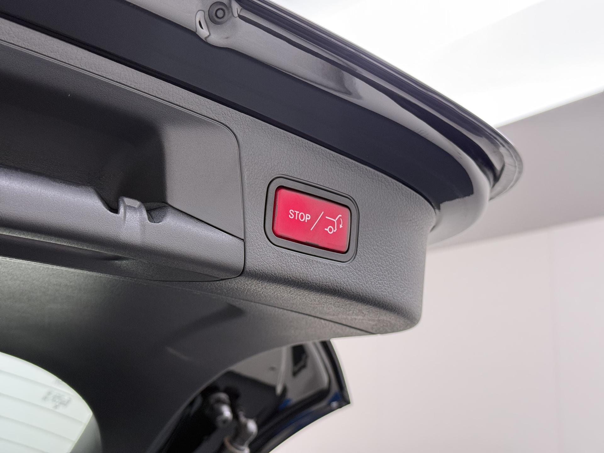 Mercedes-Benz EQA 250+ 16