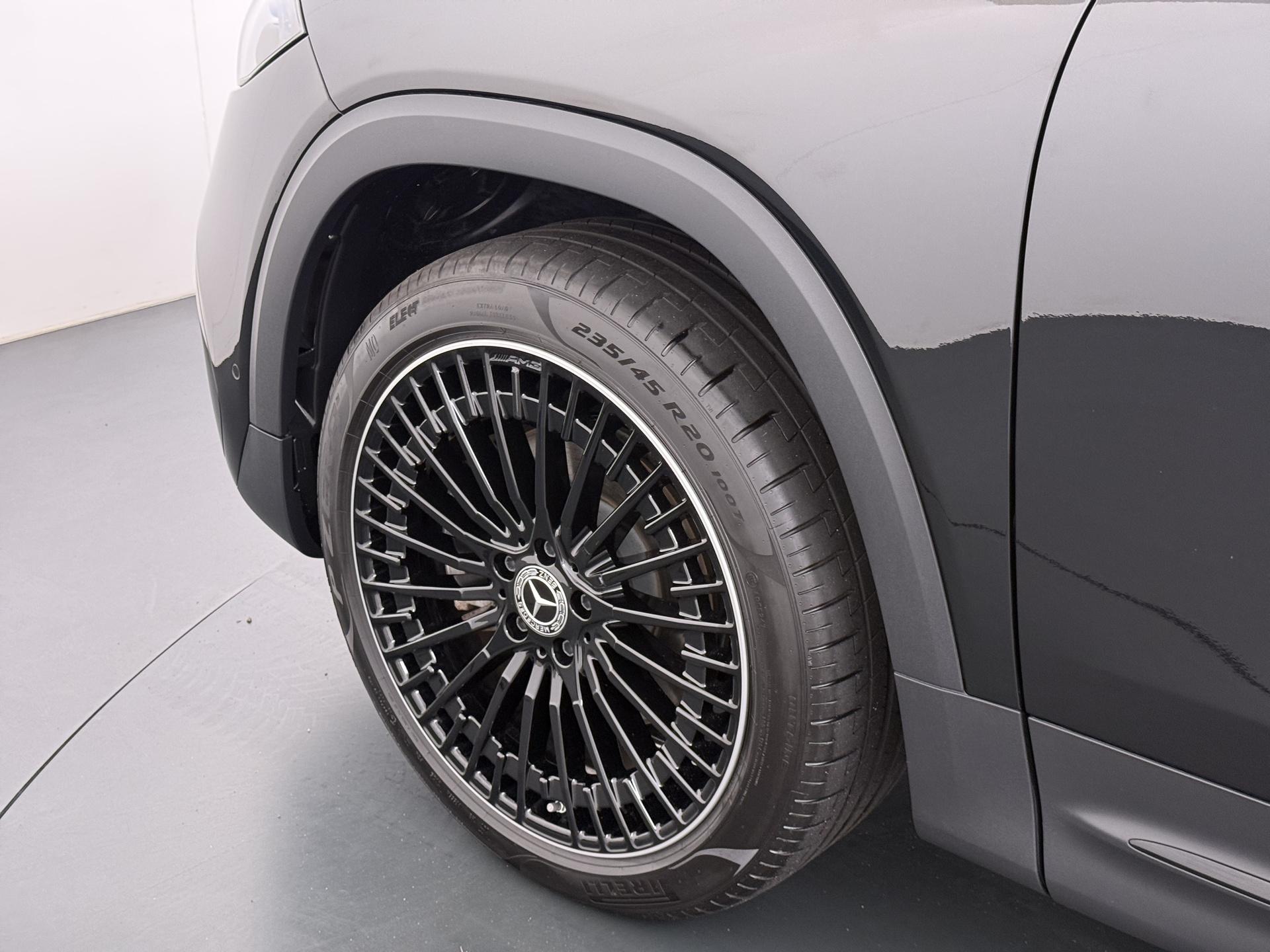 Mercedes-Benz EQB 250+ Business Solution AMG 19