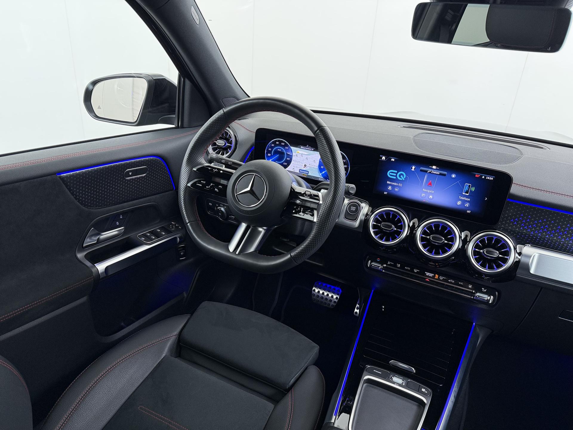 Mercedes-Benz EQB 250+ Business Solution AMG 28