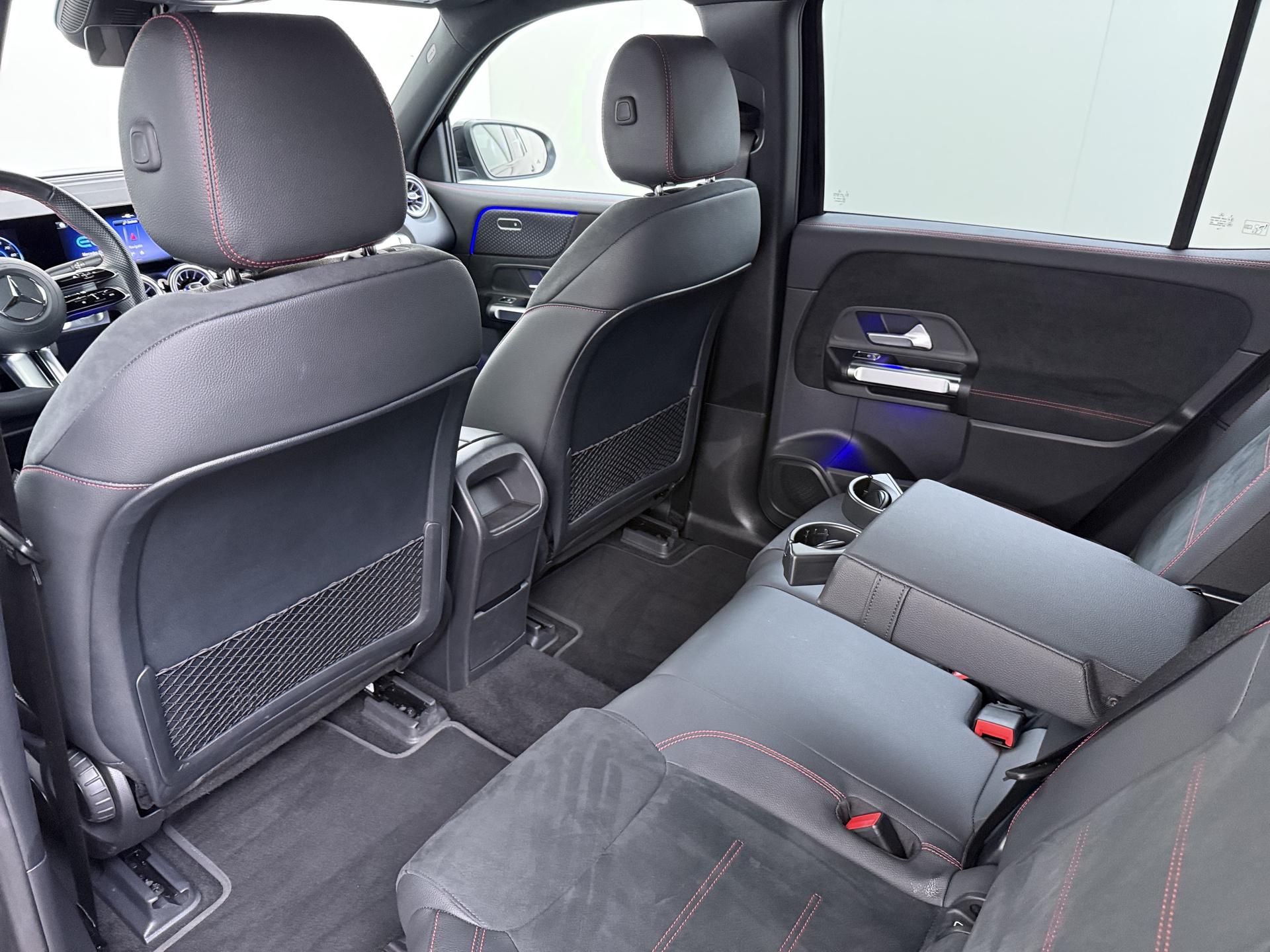 Mercedes-Benz EQB 250+ Business Solution AMG 3