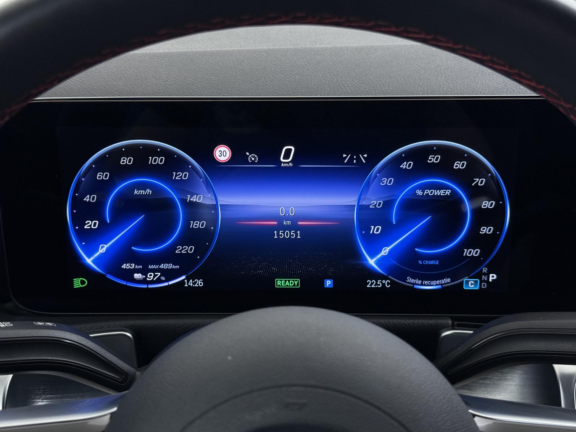 Mercedes-Benz EQB 250+ Business Solution AMG 33