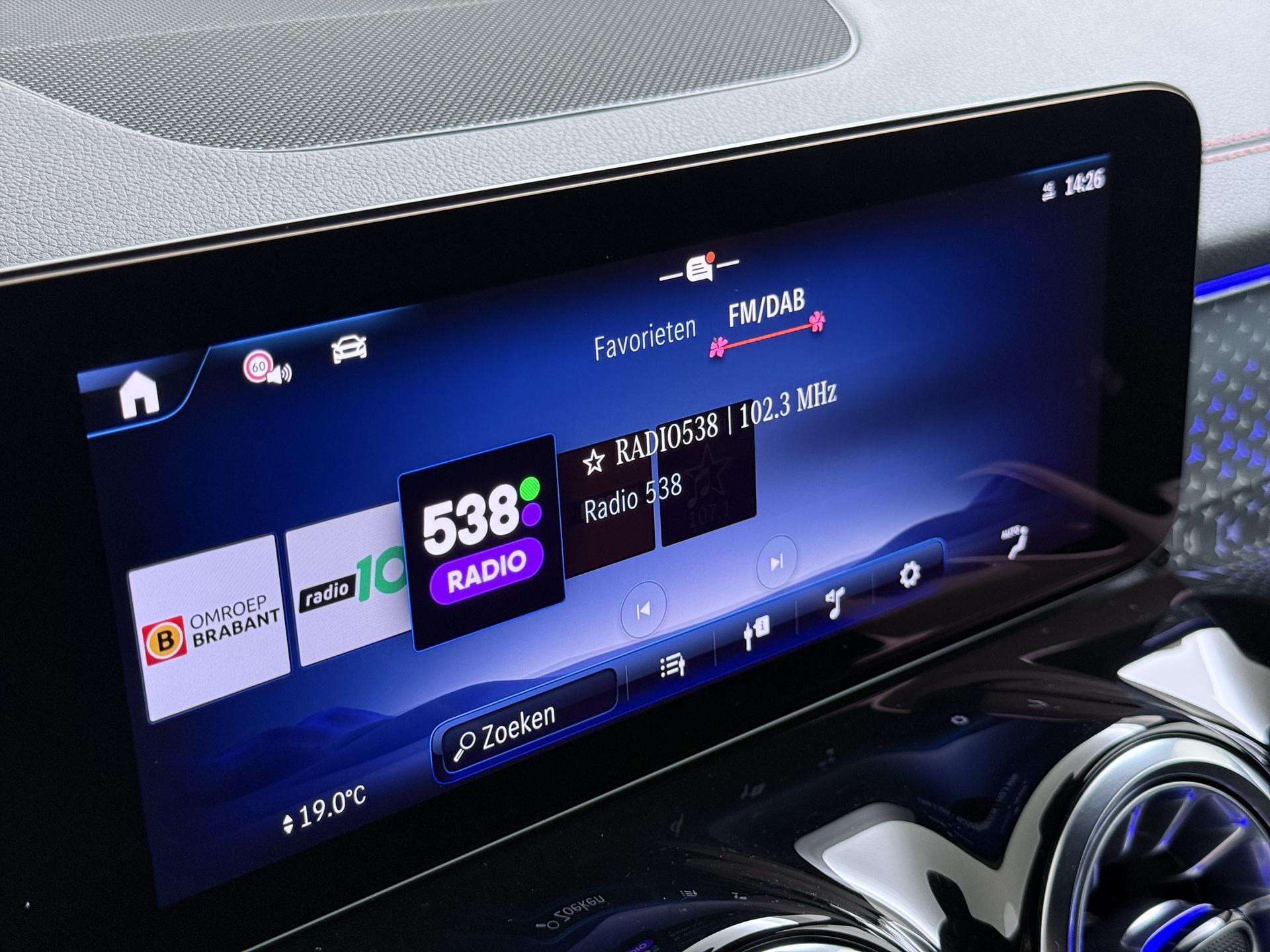 Mercedes-Benz EQB 250+ Business Solution AMG 40