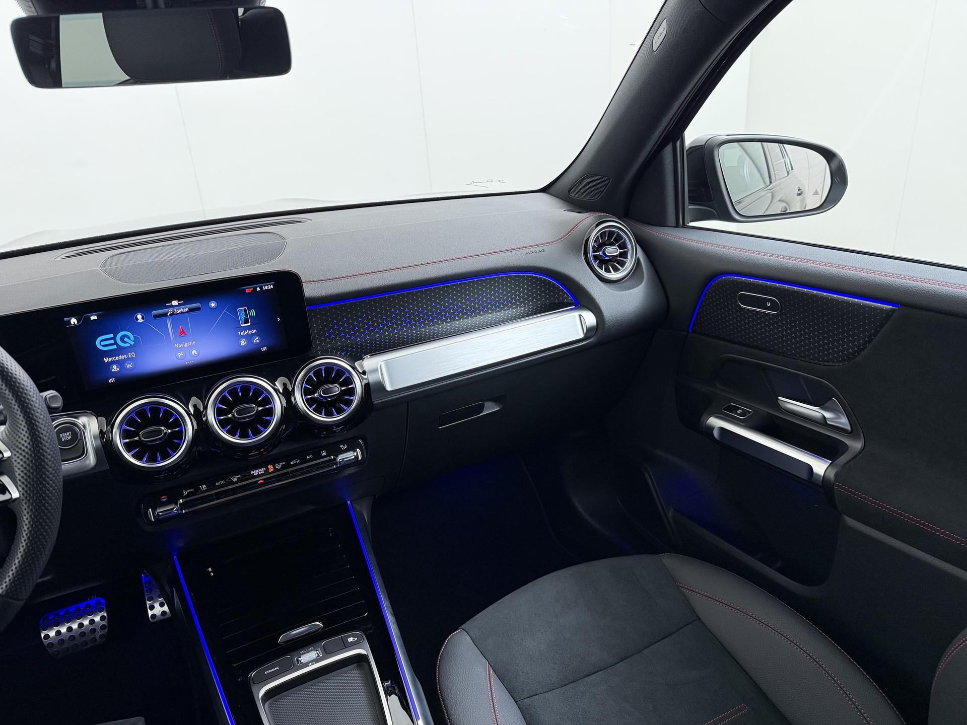 Mercedes-Benz EQB 250+ Business Solution AMG 7